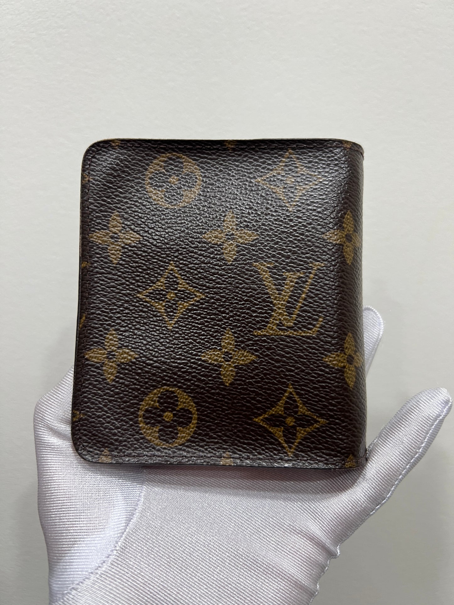 LOUIS VUITTON Wallet