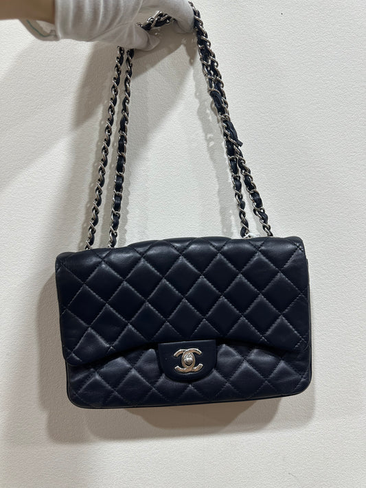 Chanel shoulder bag navy