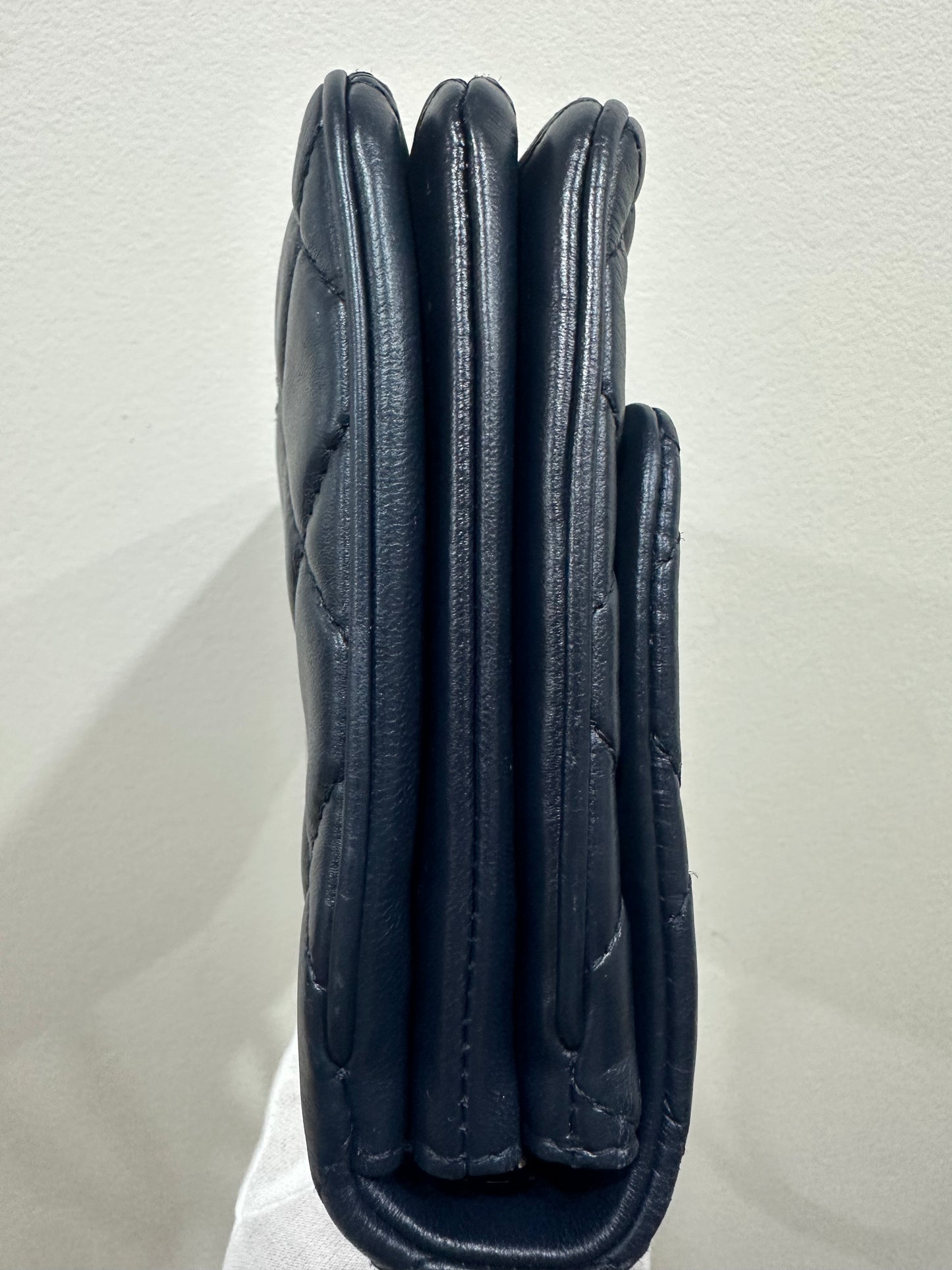 Chanel shoulder bag navy
