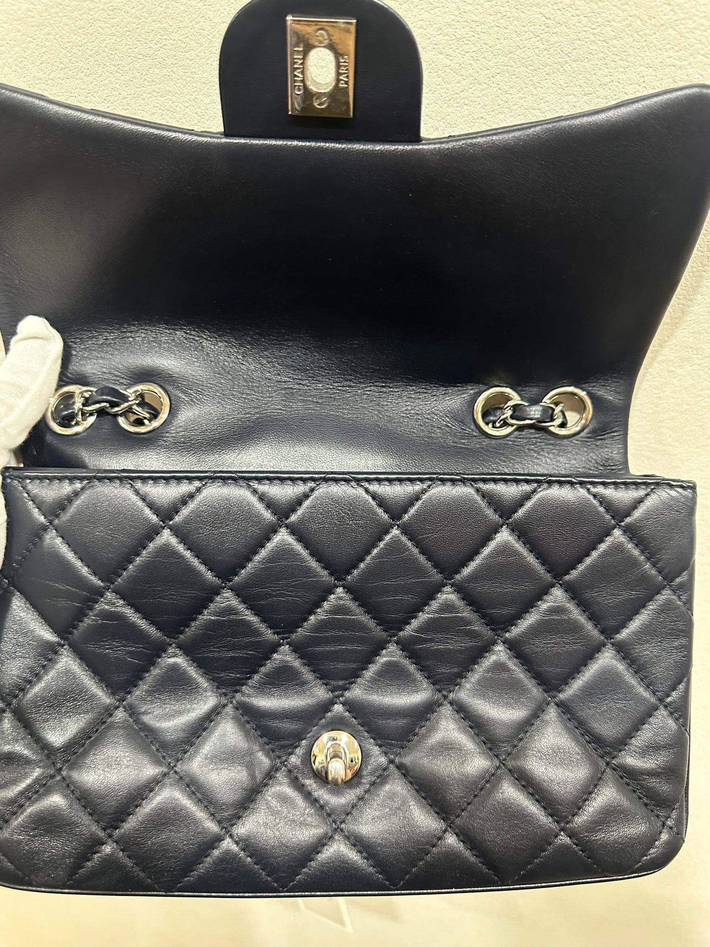 Chanel shoulder bag navy