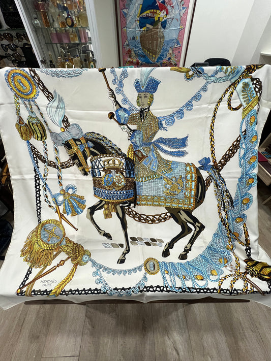 HERMES Scarf