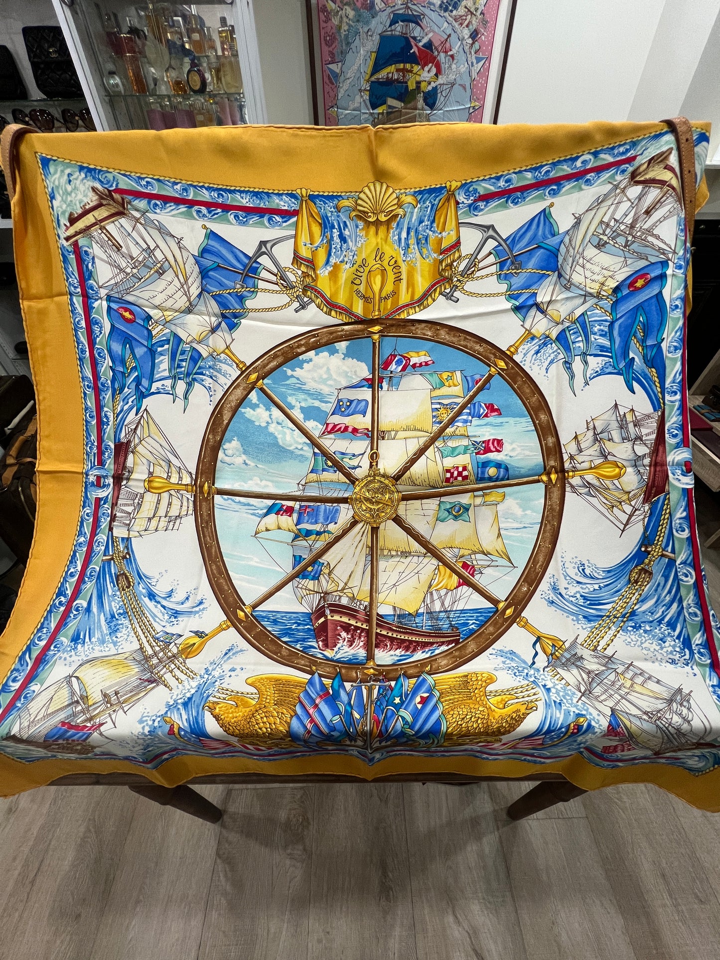 HERMES Scarf