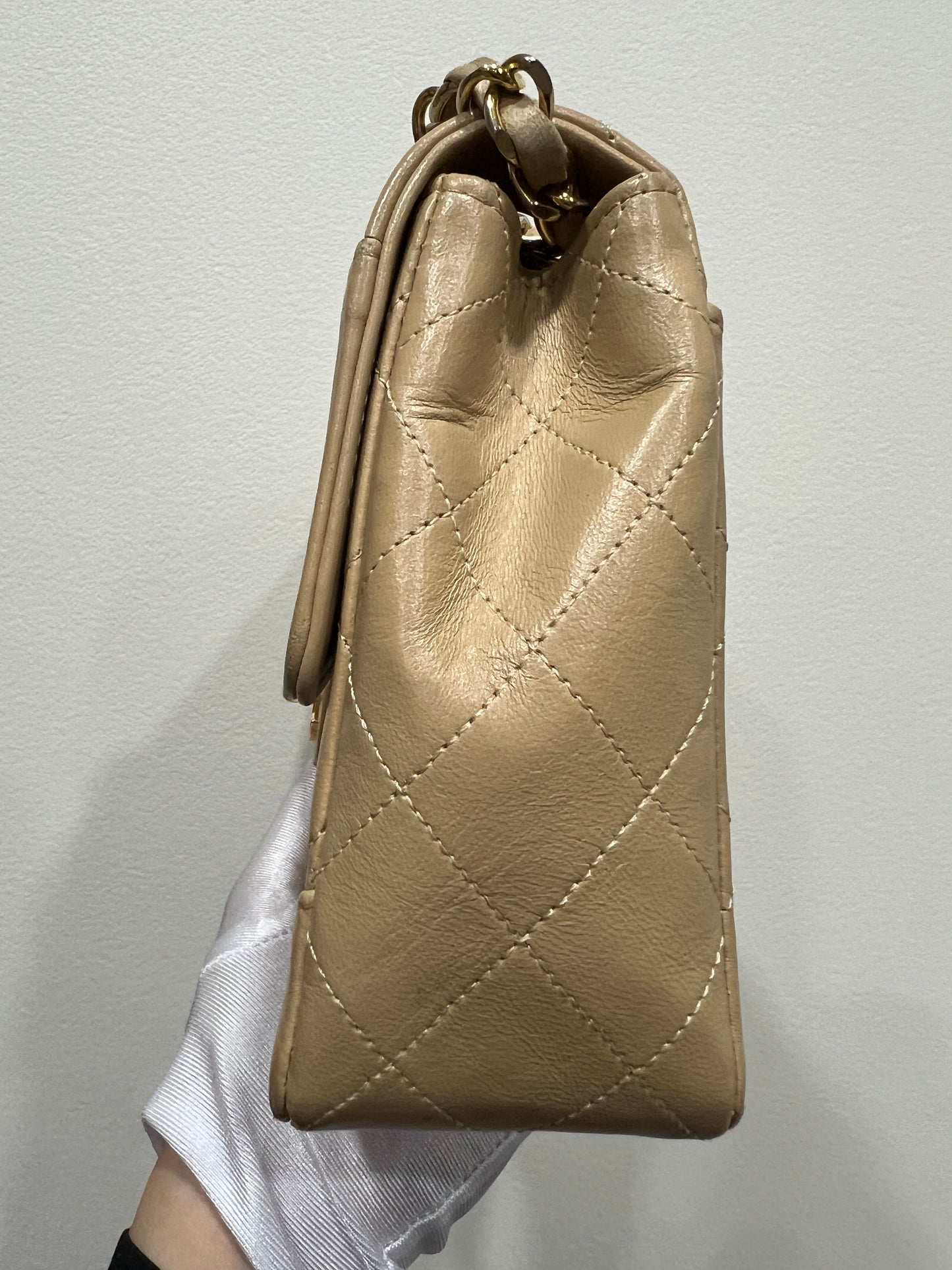 CHANEL Matelasse Lambskin Shoulder bag