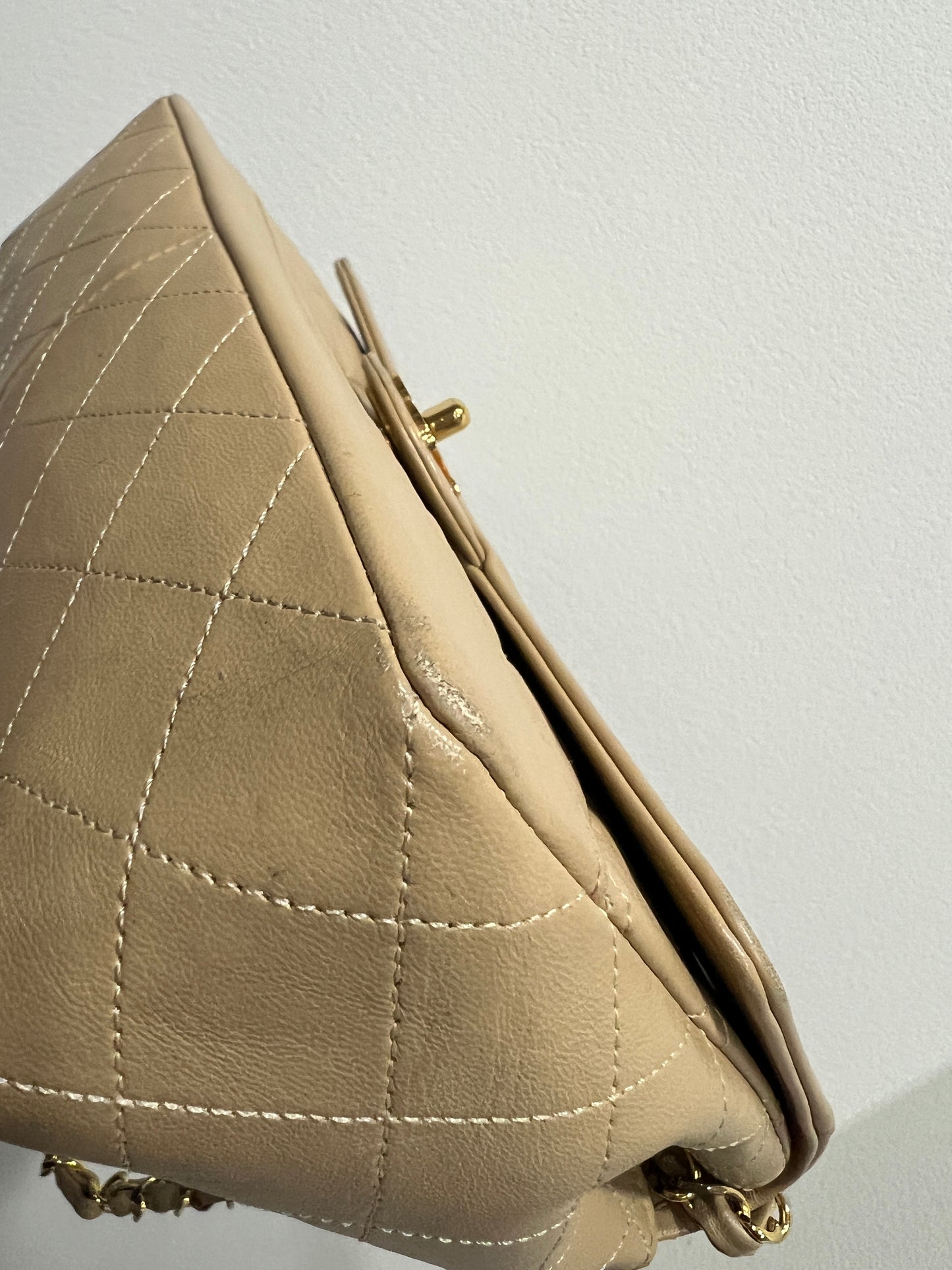 CHANEL Matelasse Lambskin Shoulder bag