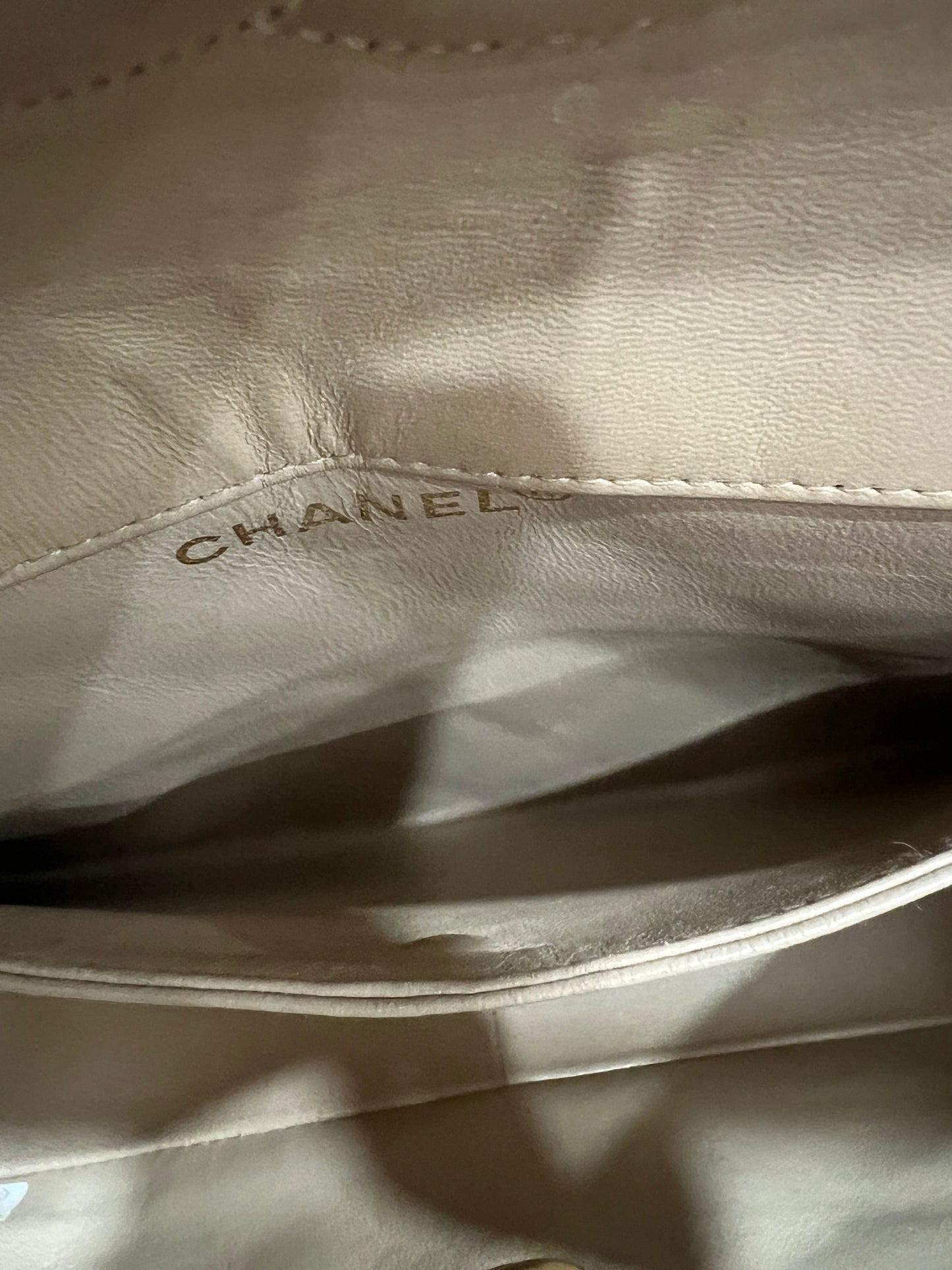 CHANEL Matelasse Lambskin Shoulder bag