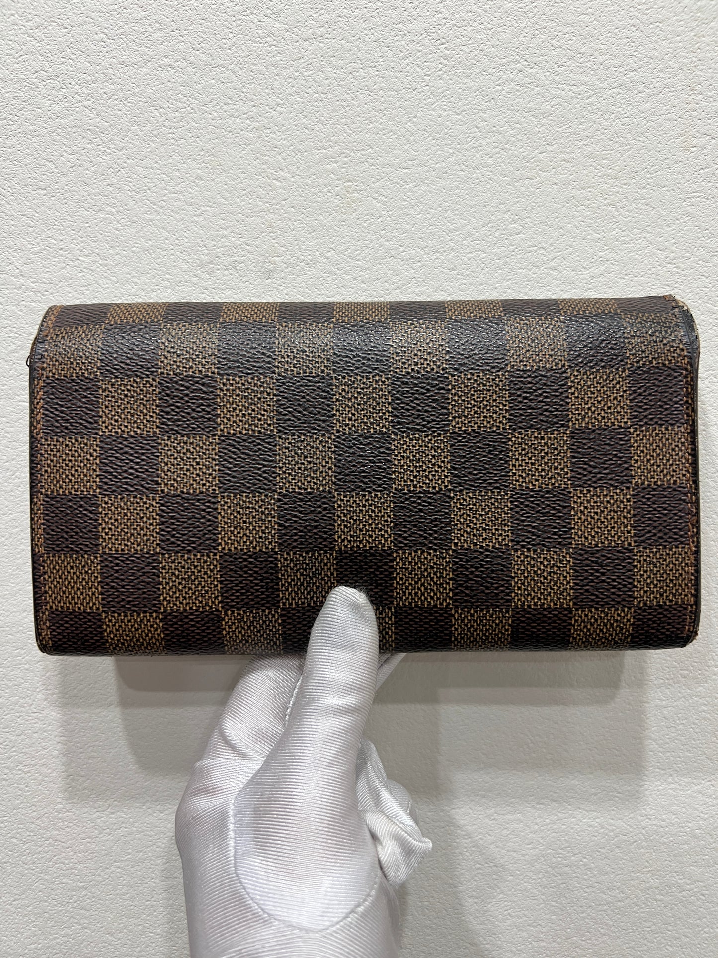 LOUIS VUITTON Damier Wallet
