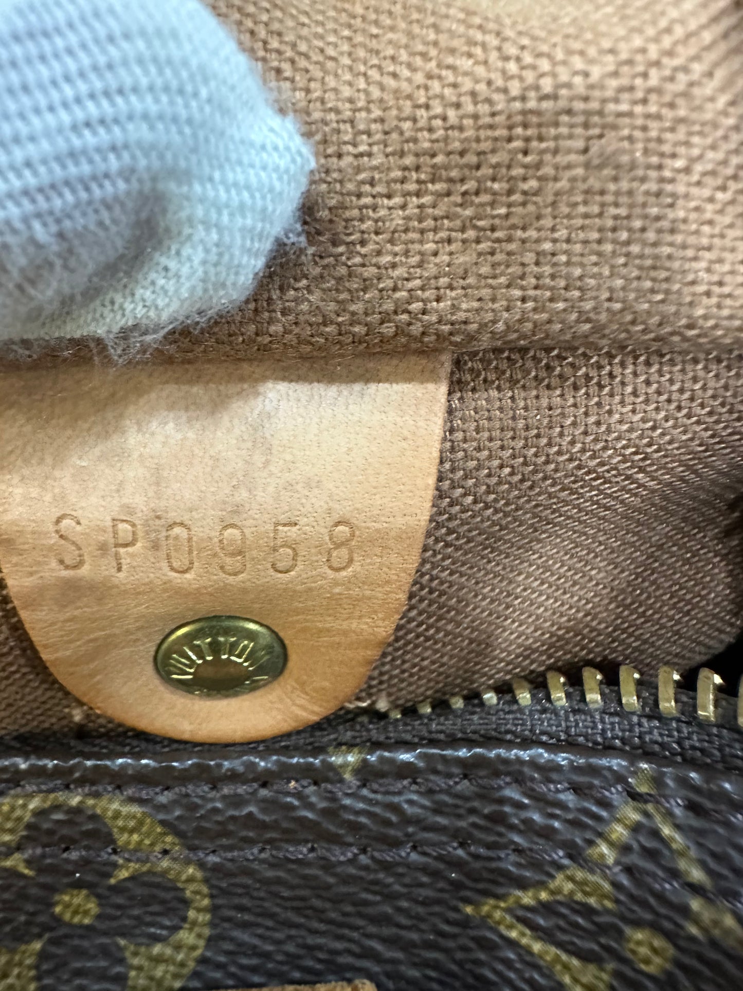 Louis Vuitton speedy 25