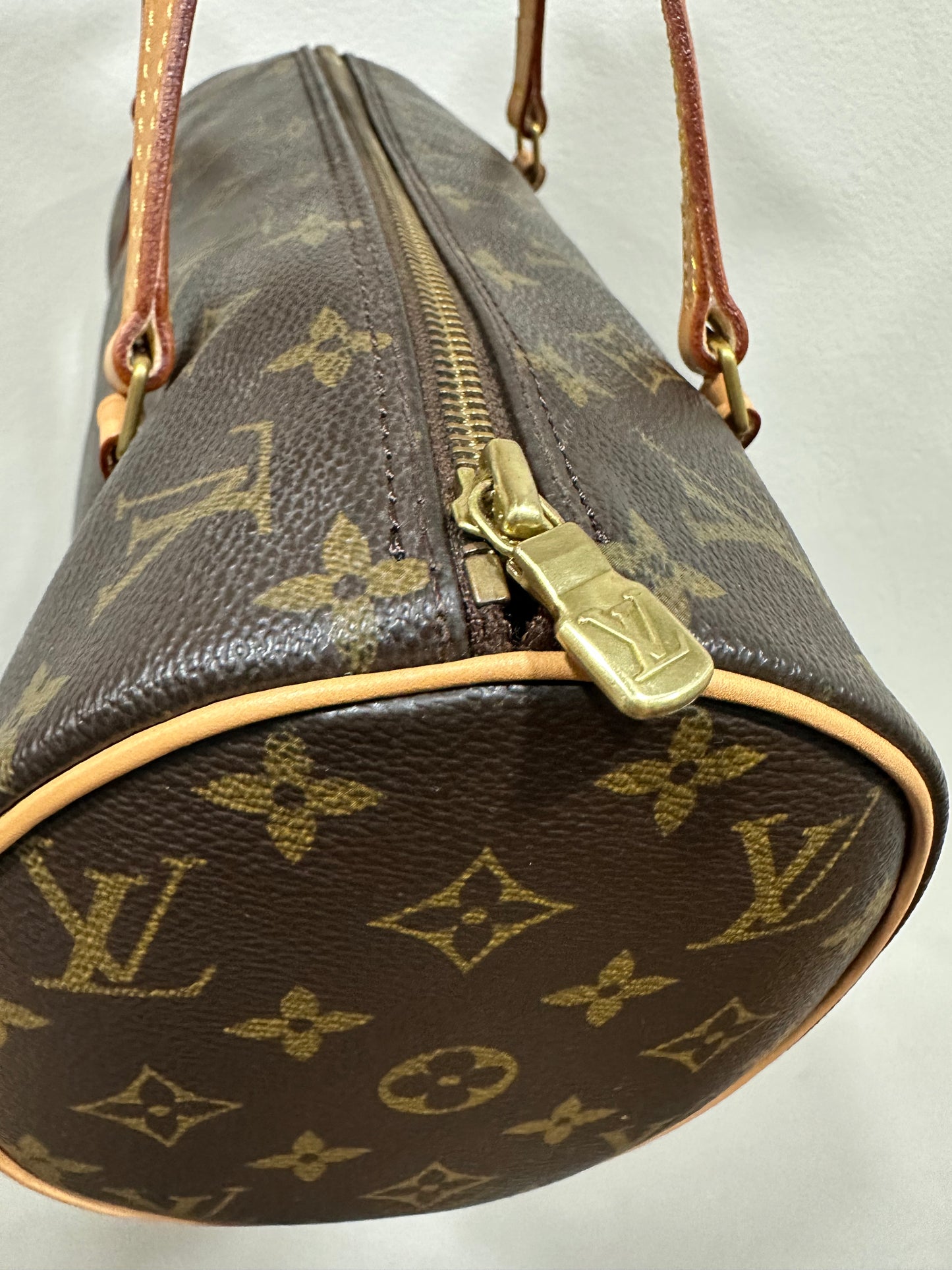 Louis Vuitton papillon 30