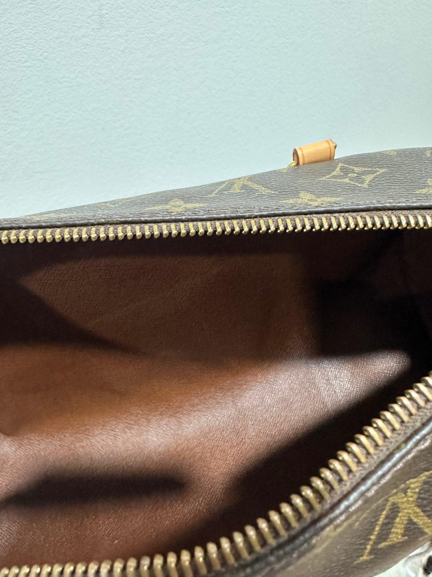 Louis Vuitton papillon 30