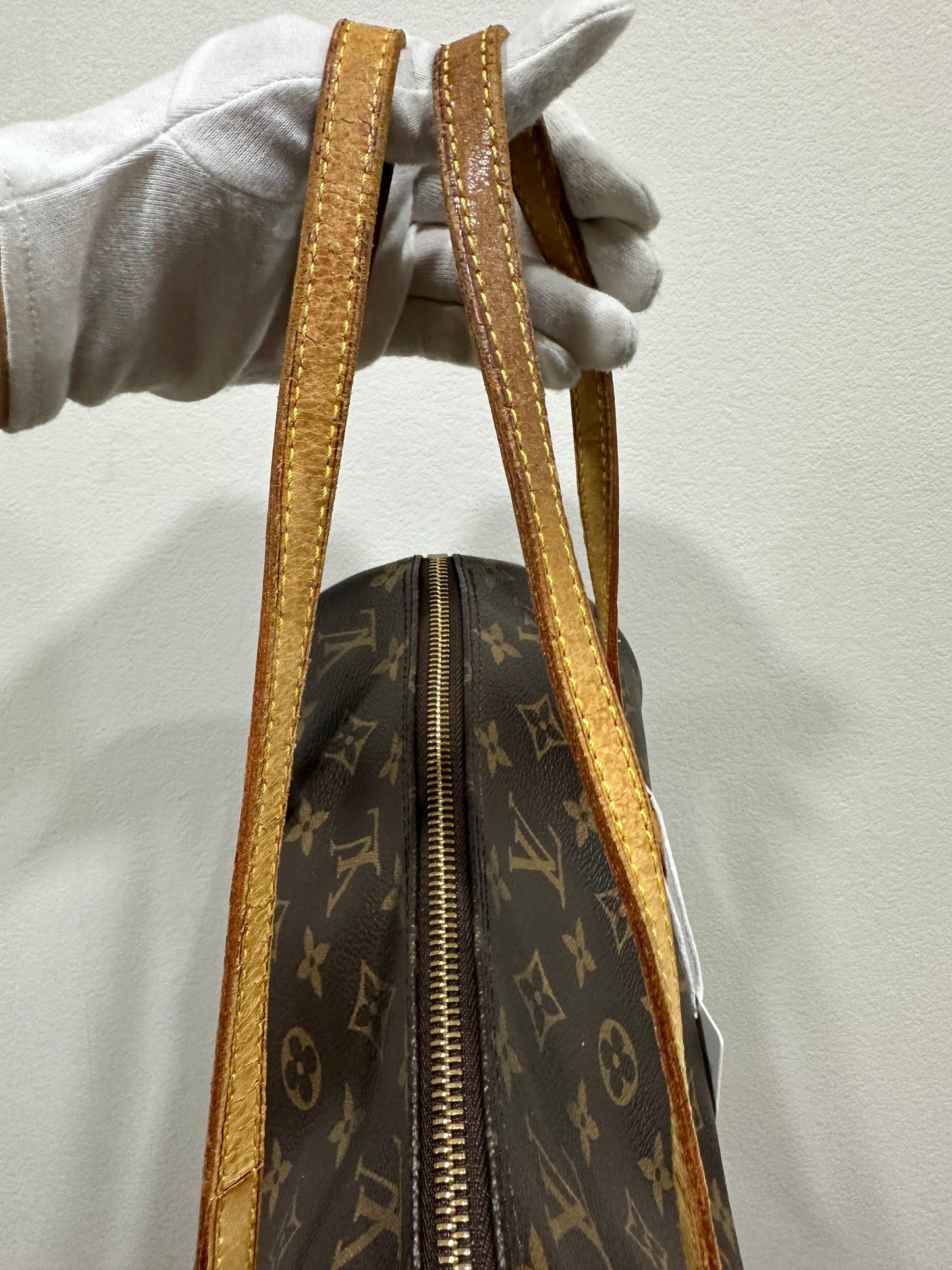 Louis Vuitton papillon 30