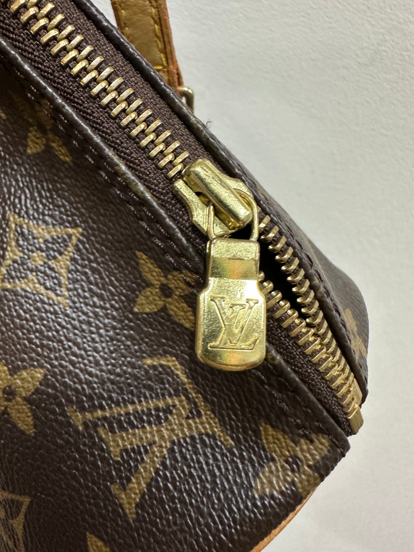 Louis Vuitton papillon 30