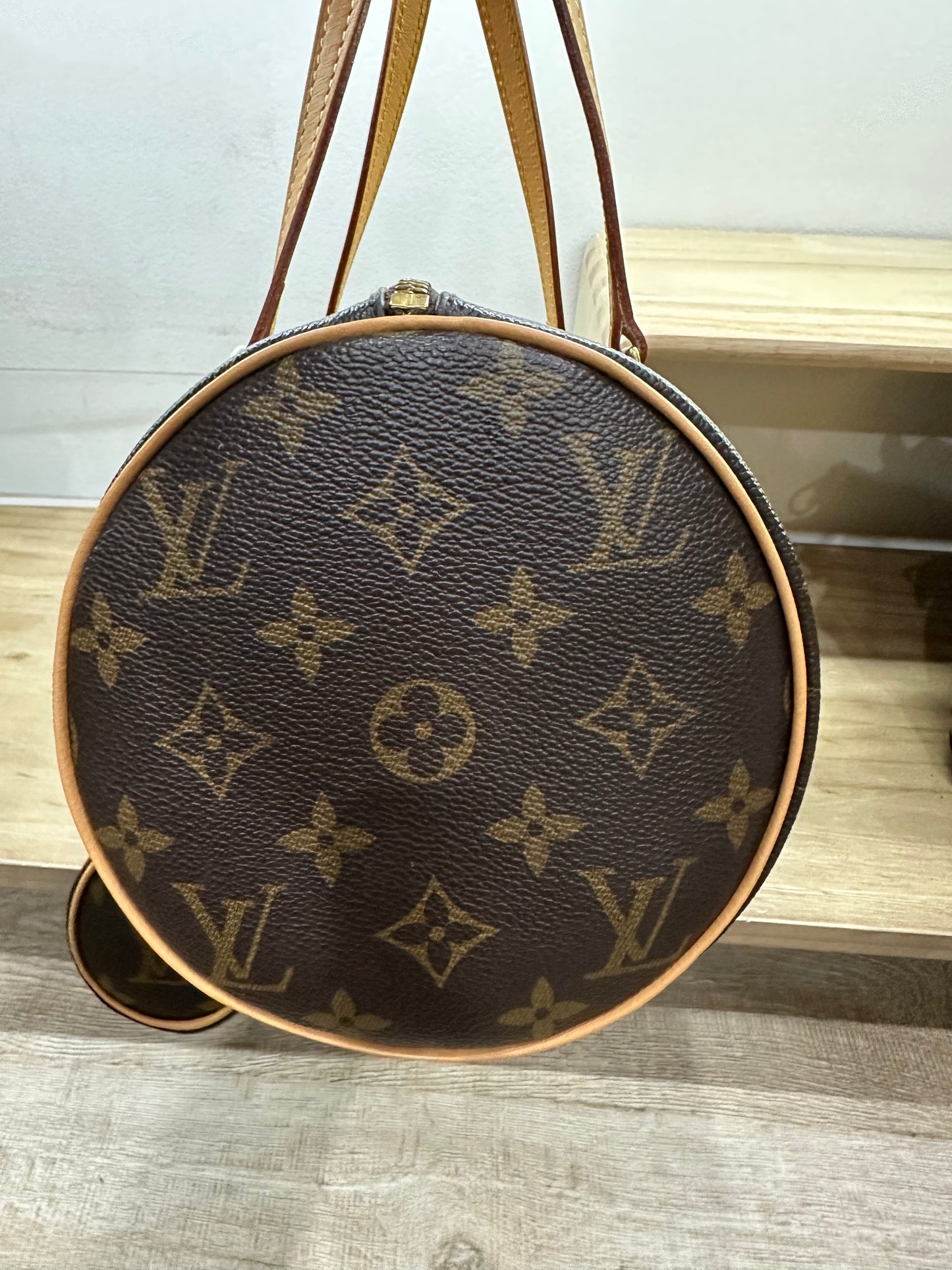 Louis Vuitton papillon with small