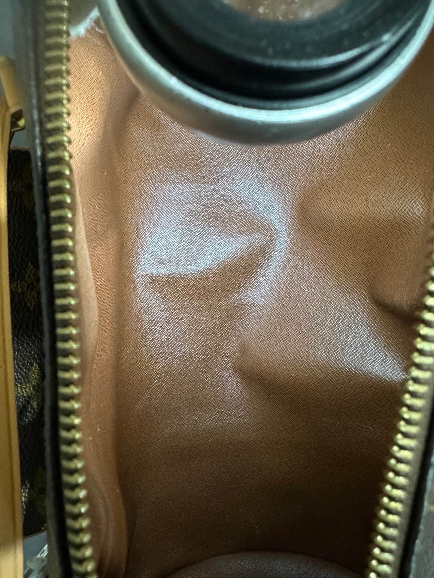 Louis Vuitton papillon with small