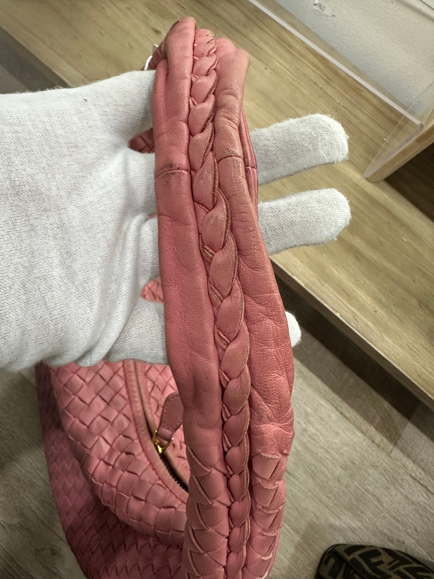 BOTTEGA VENETA Pink Leather Hobo Shoulder Bag