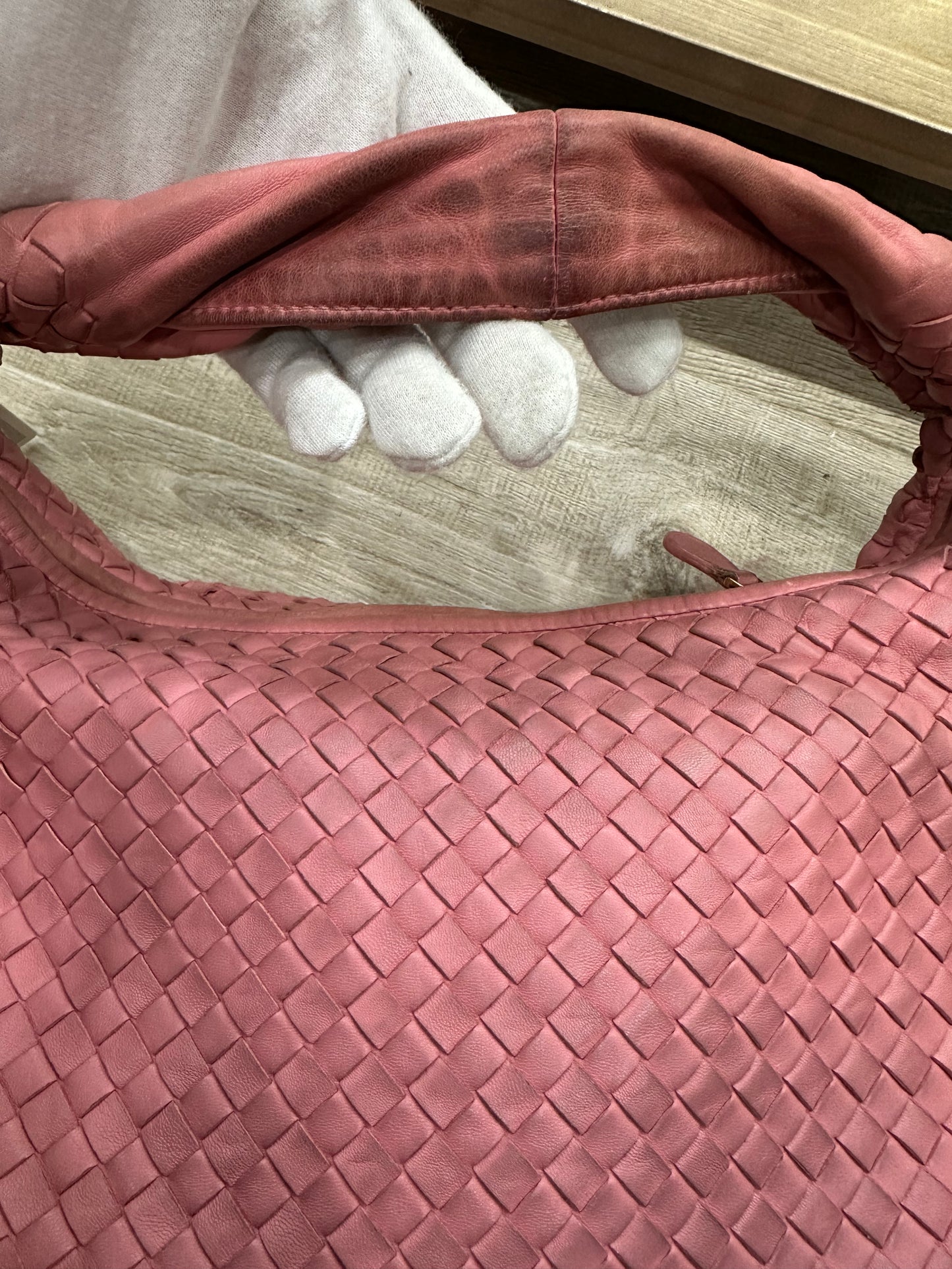 BOTTEGA VENETA Pink Leather Hobo Shoulder Bag
