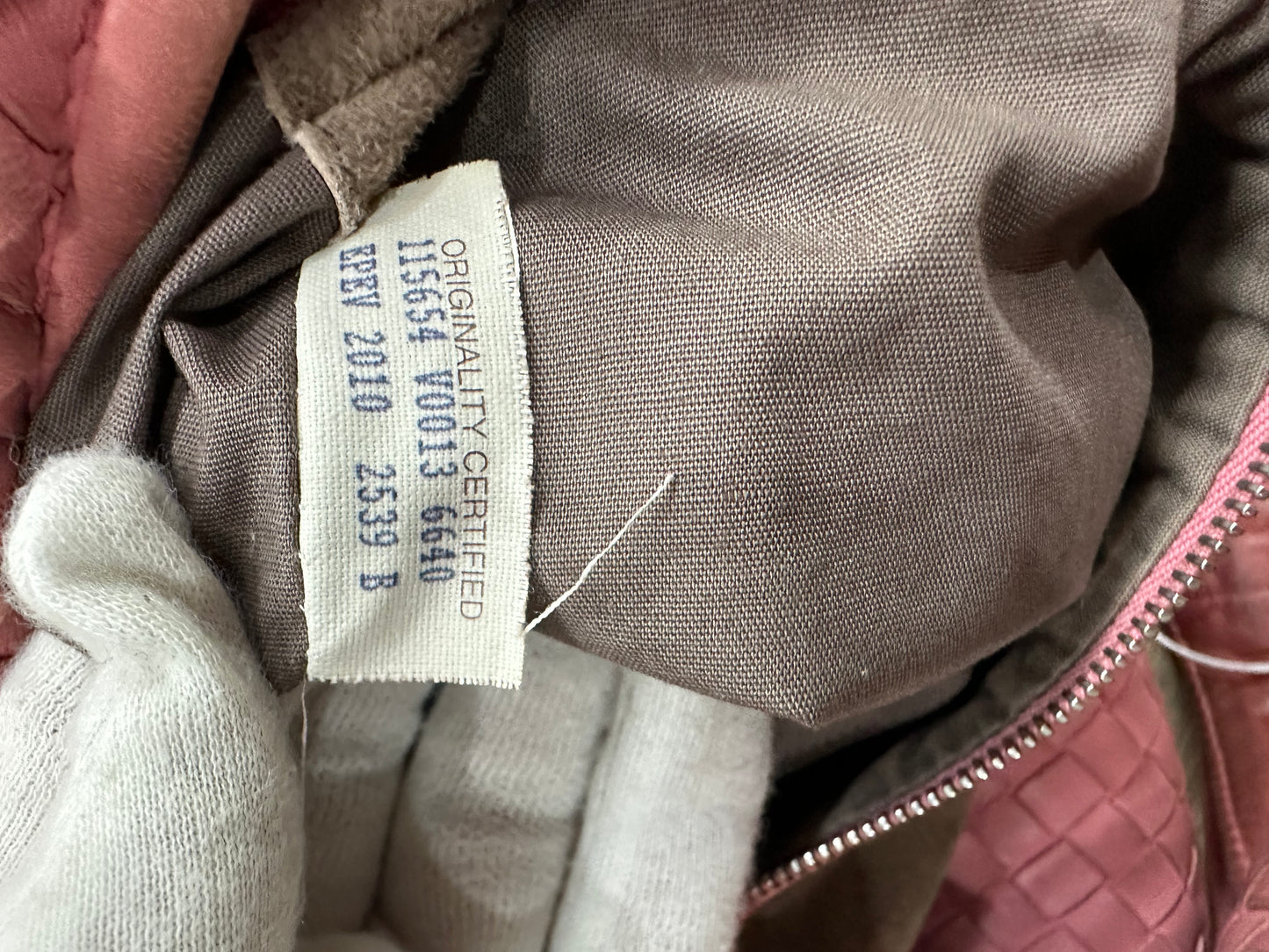 BOTTEGA VENETA Pink Leather Hobo Shoulder Bag