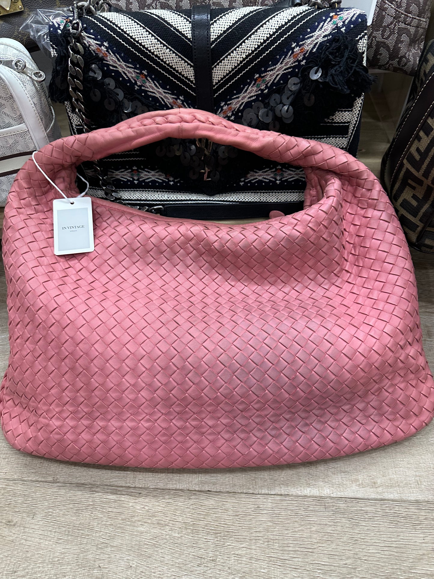 BOTTEGA VENETA Pink Leather Hobo Shoulder Bag