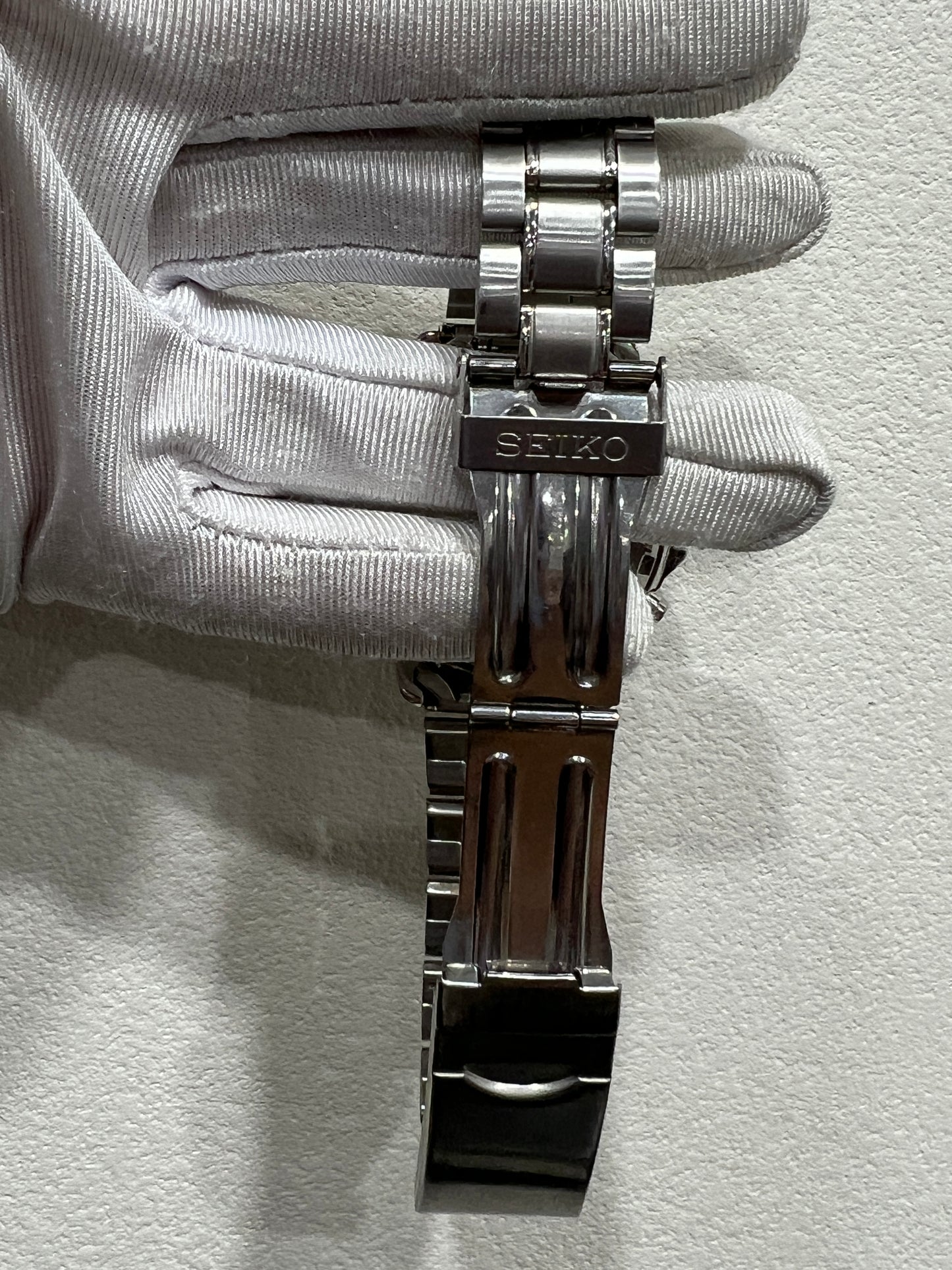 SEIKO Selection Men's Quartz Chronograph Watch model SBTQ039