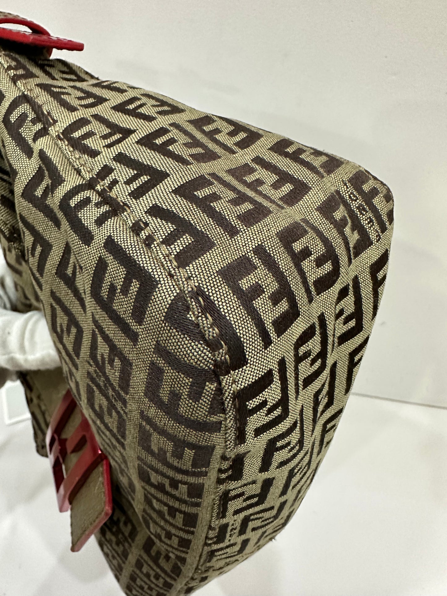 Fendi baguette lizard leather
