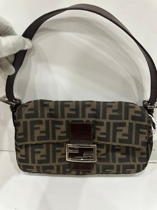 Fendi baguette