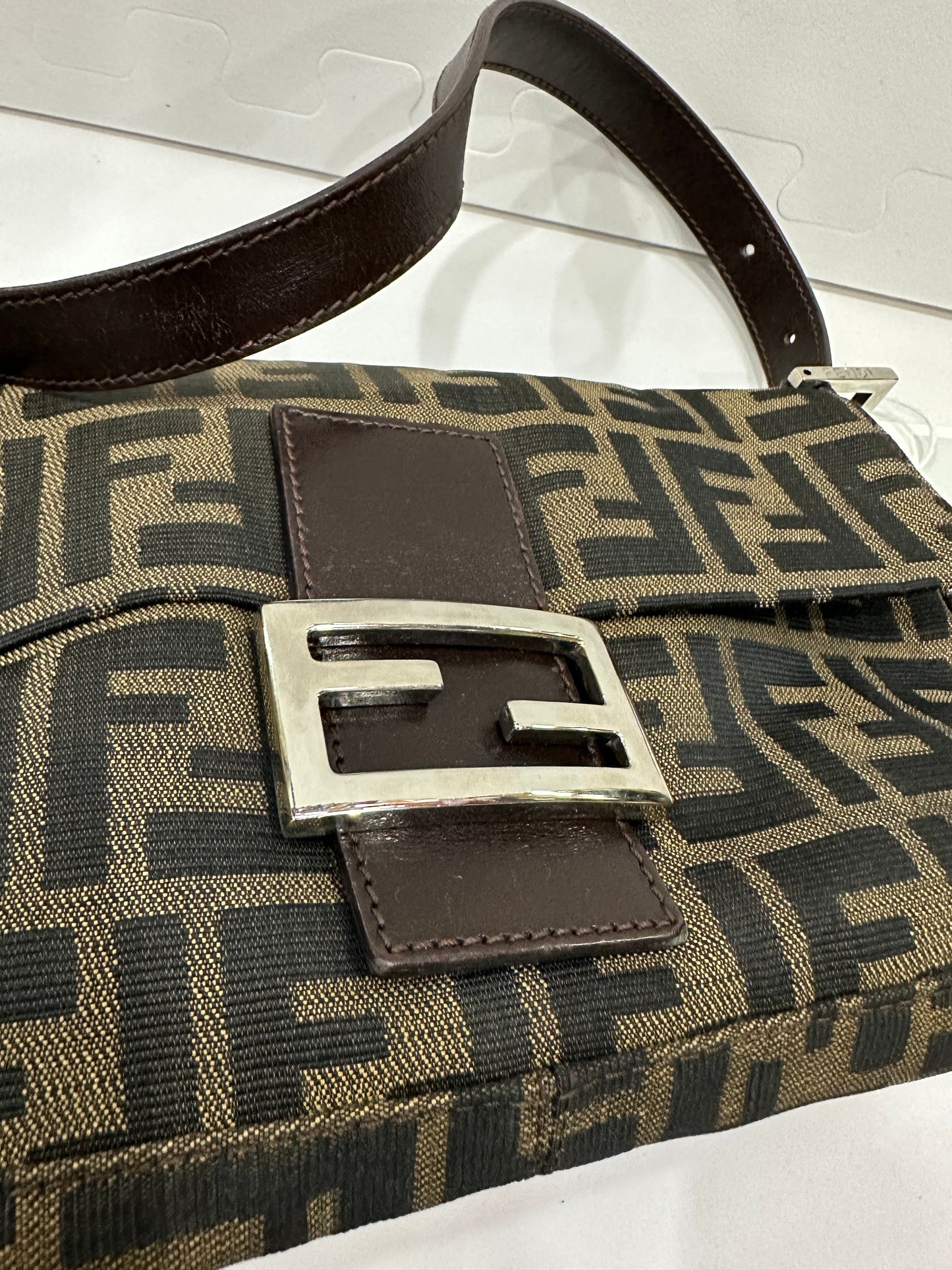 Fendi baguette