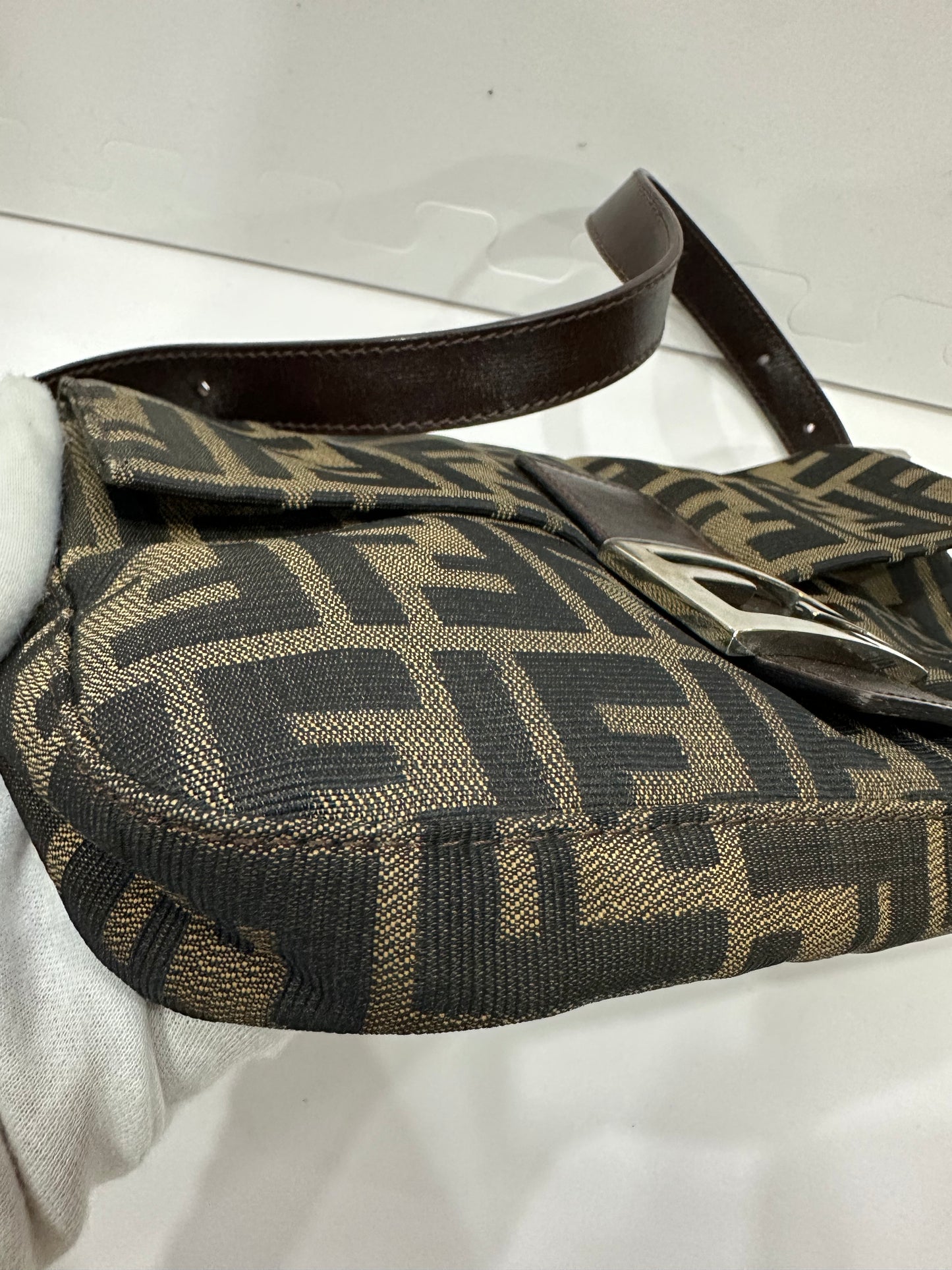 Fendi baguette