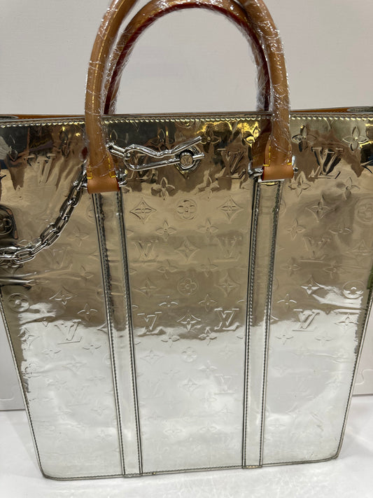 Louis Vuitton Monogram Mirror Sac Plat