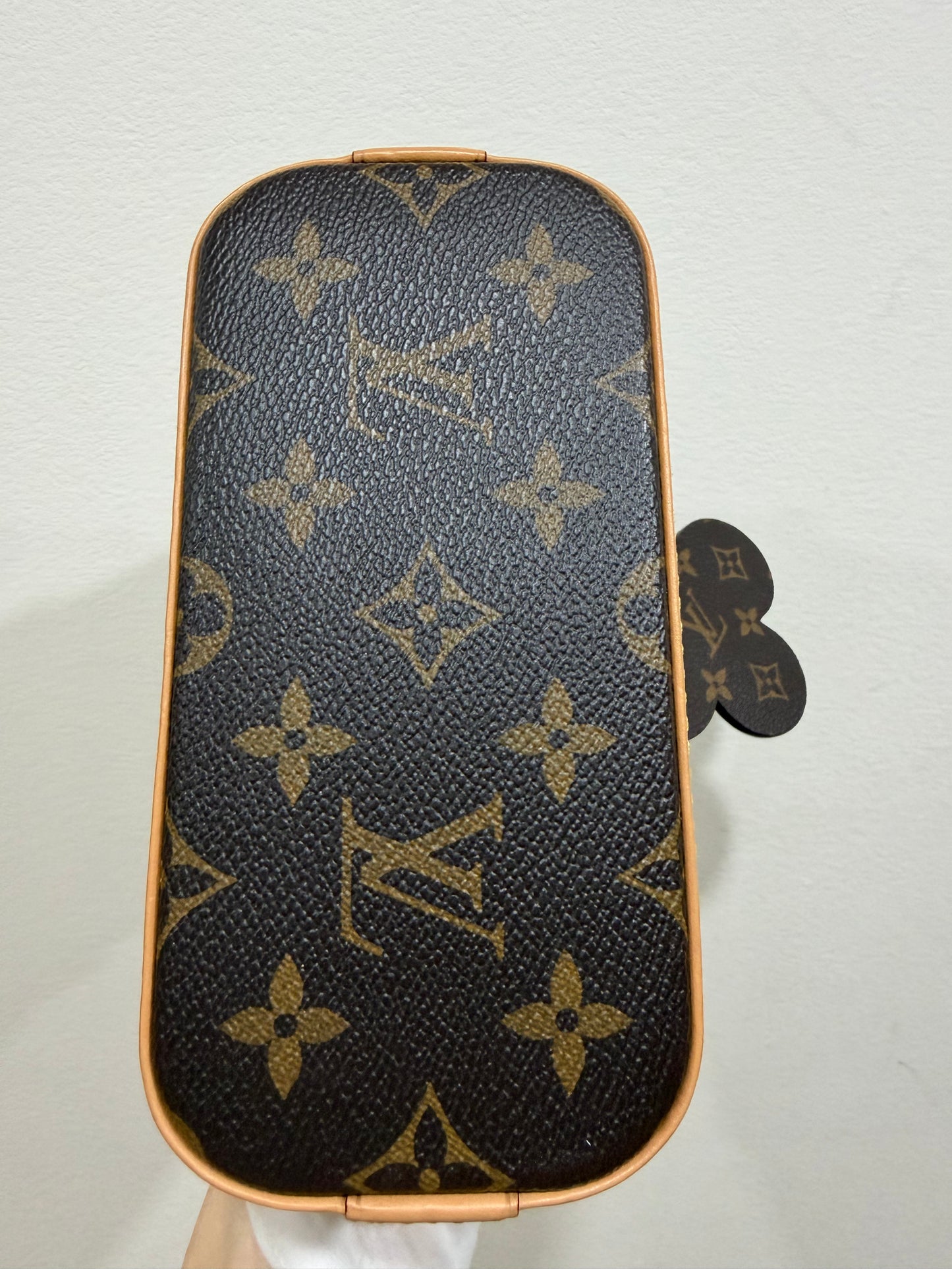 Louis Vuitton vivienne nano Alma candy factory