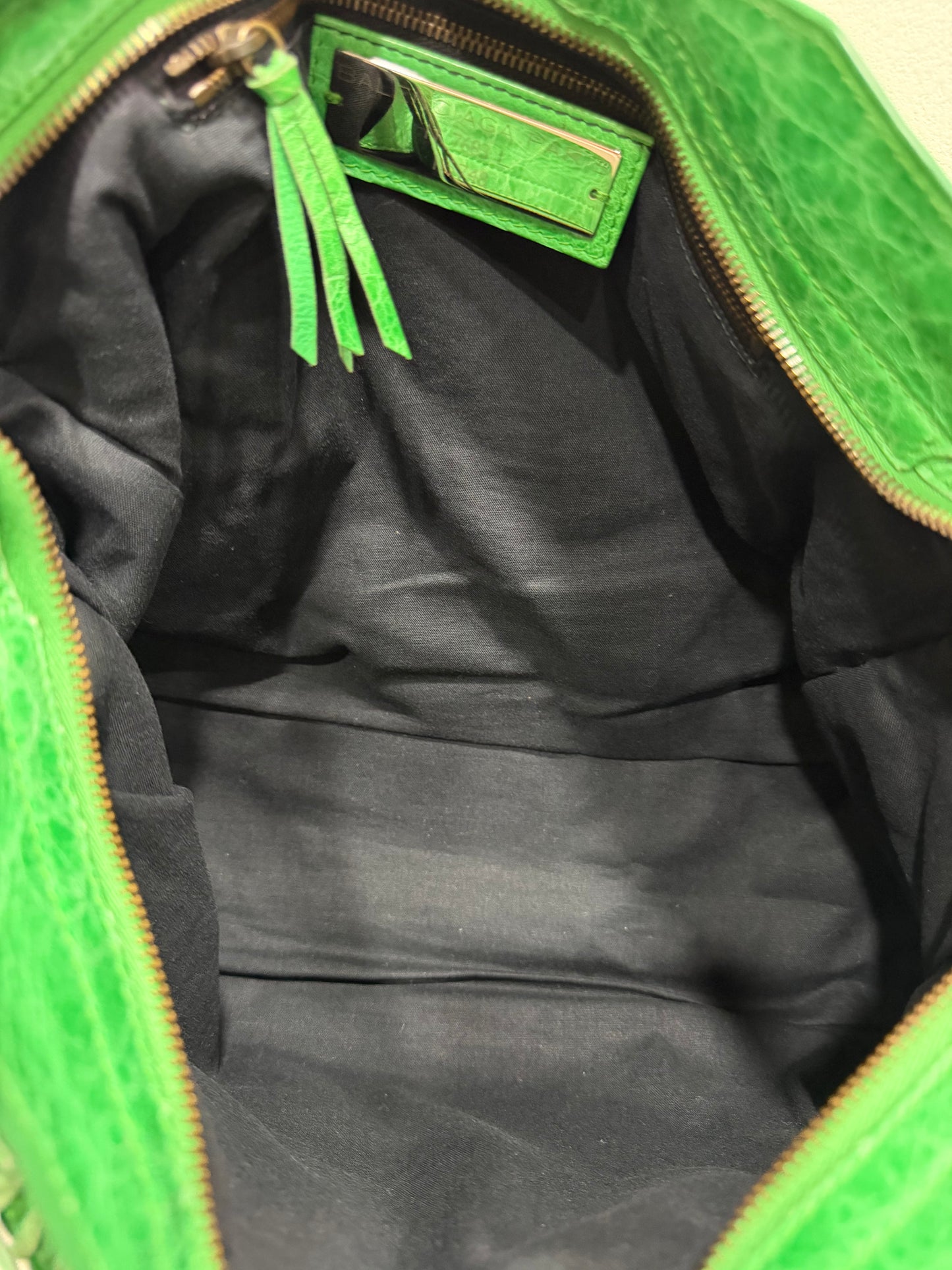 Balenciaga city green