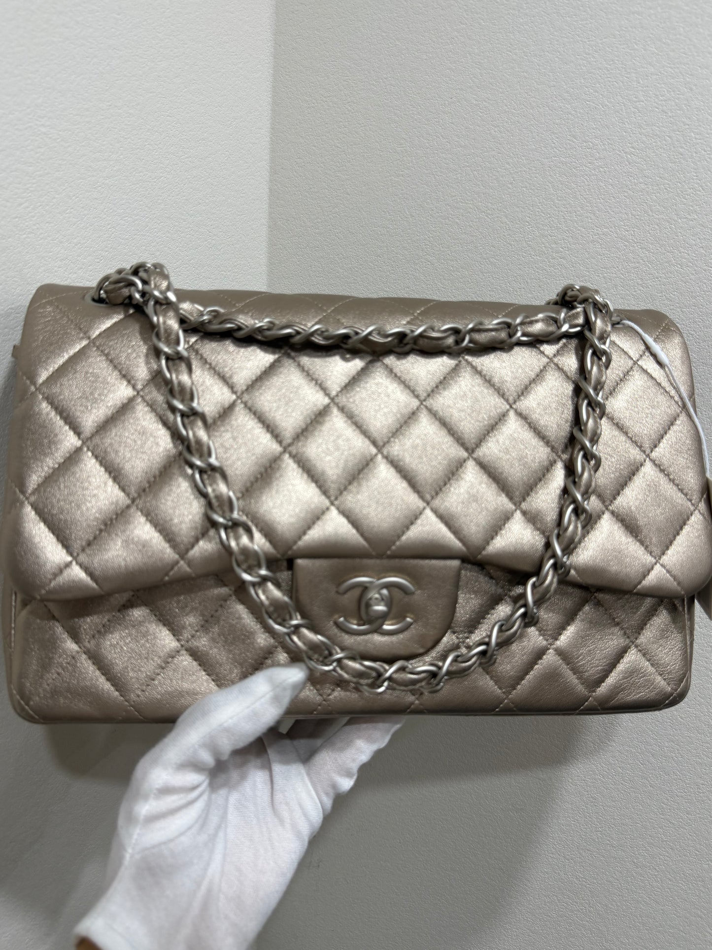 Chanel double flap champagne