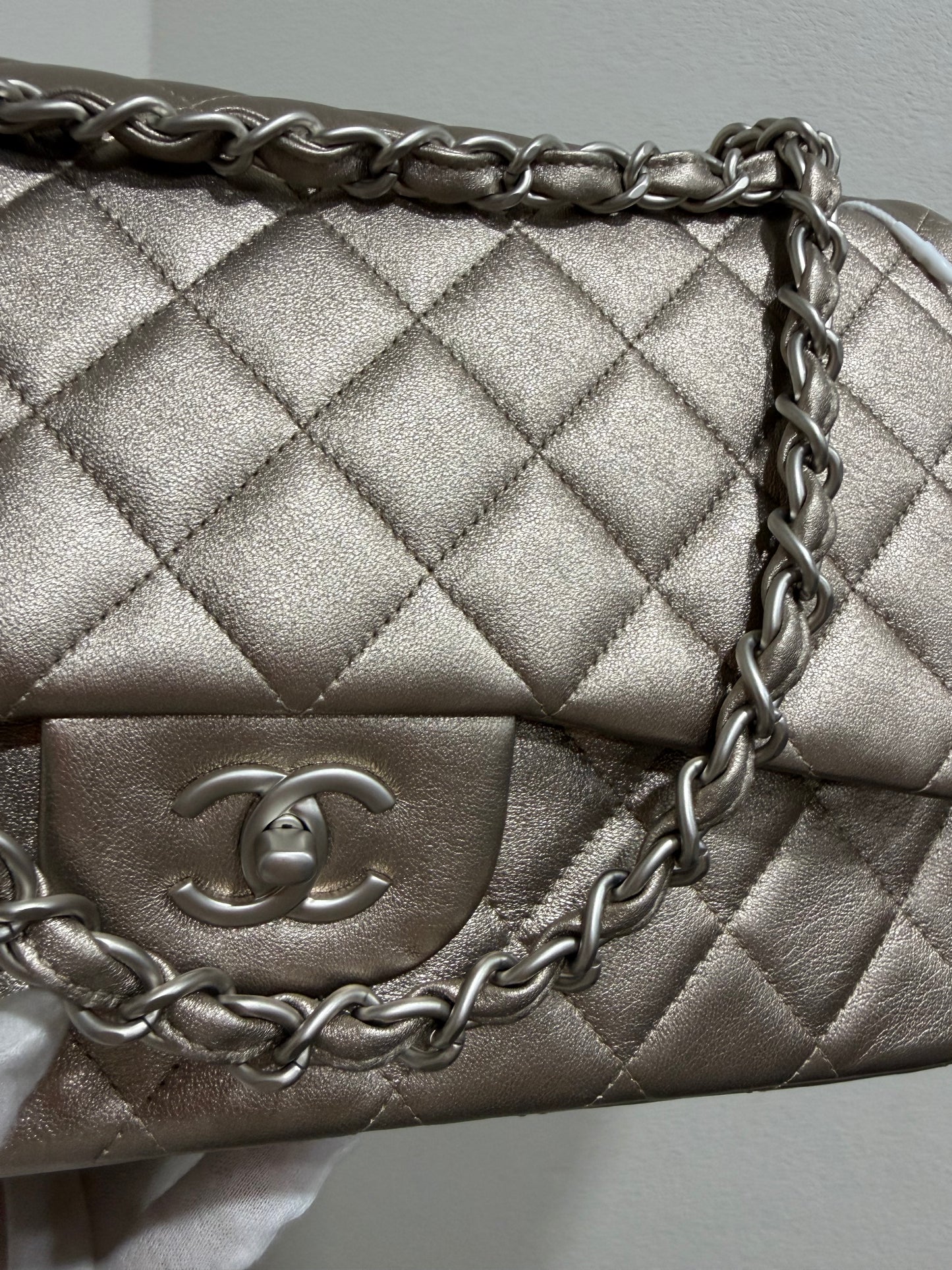 Chanel double flap champagne