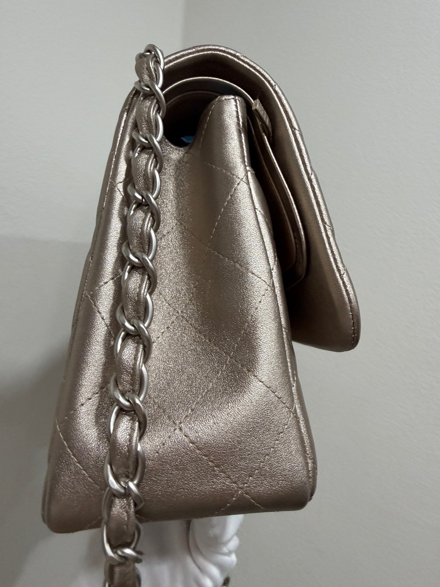 Chanel double flap champagne