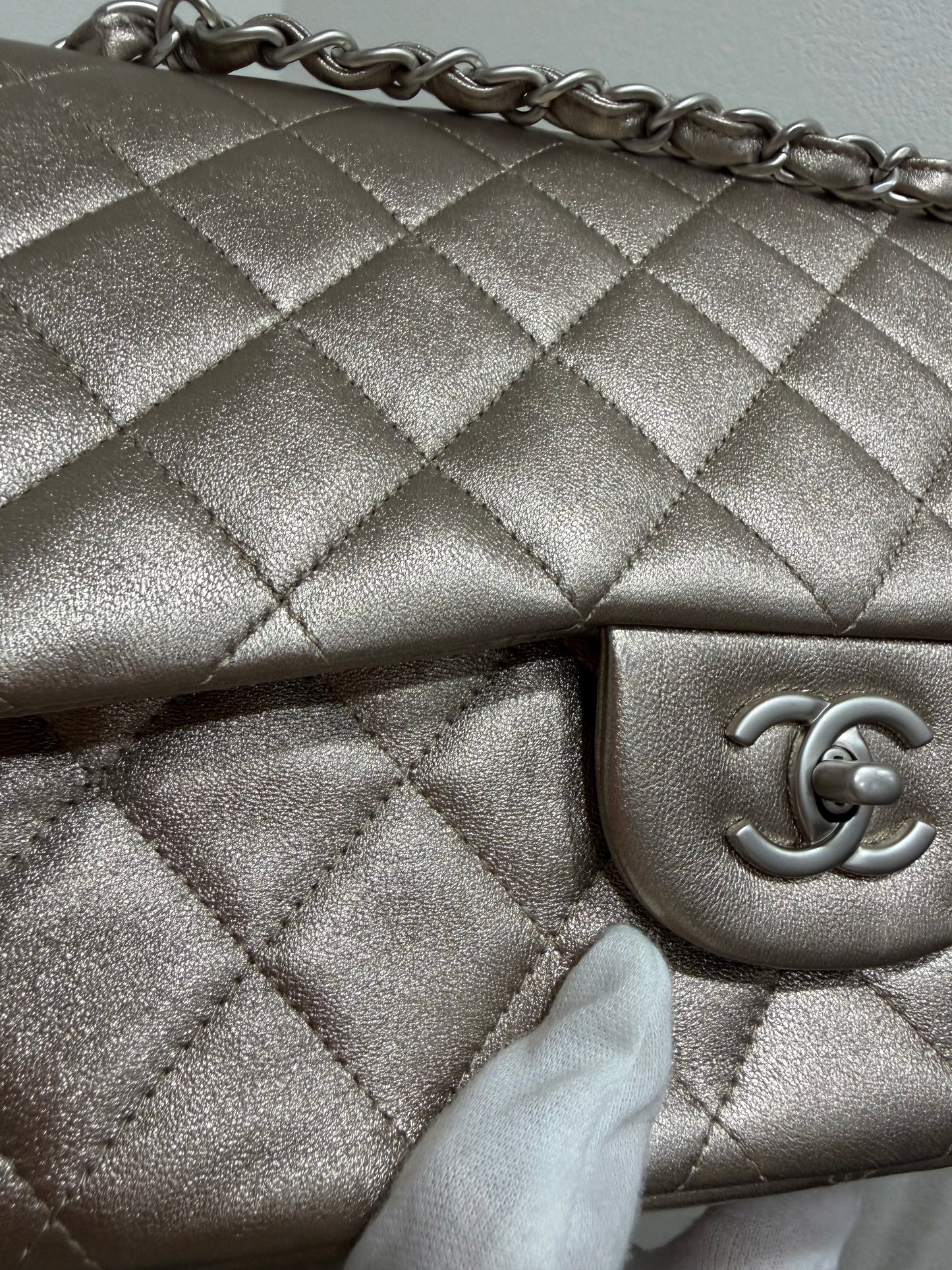 Chanel double flap champagne