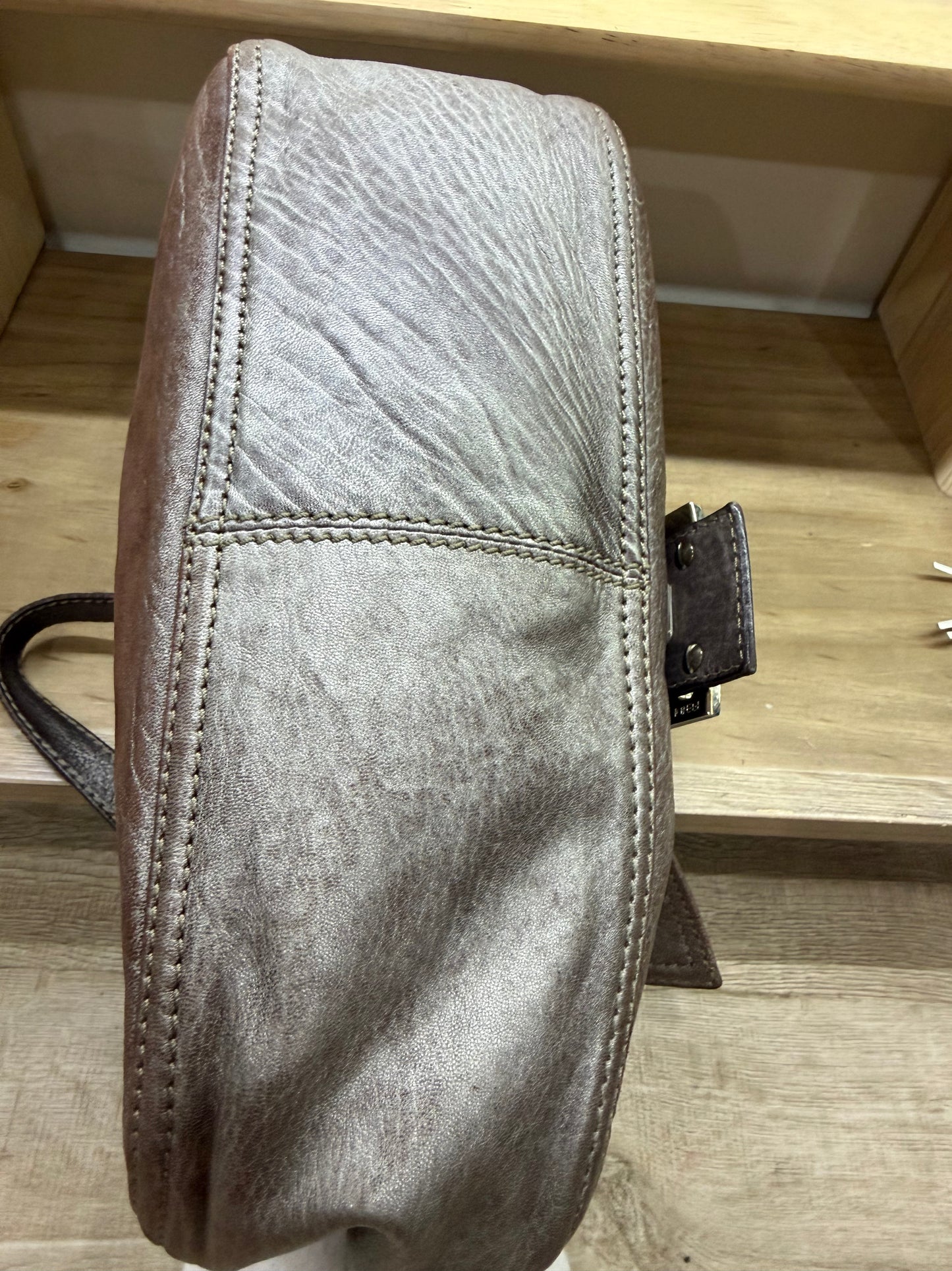 Fendi mamma baguette leather