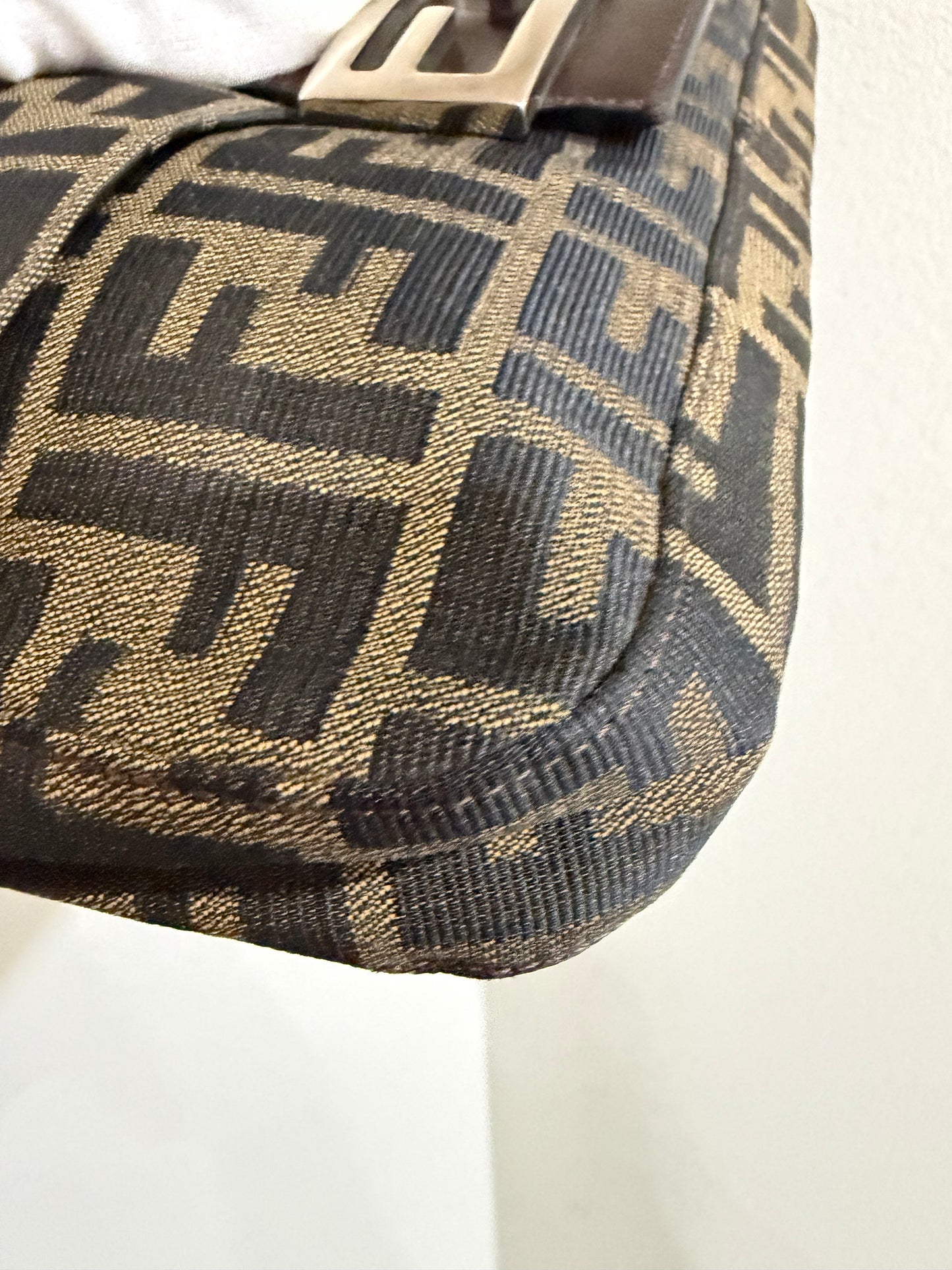 Fendi baguette