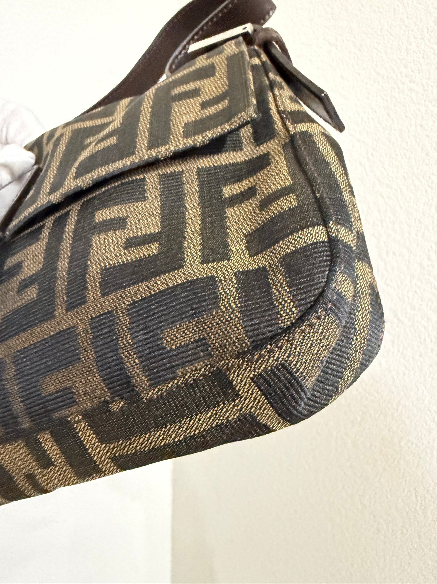 Fendi baguette