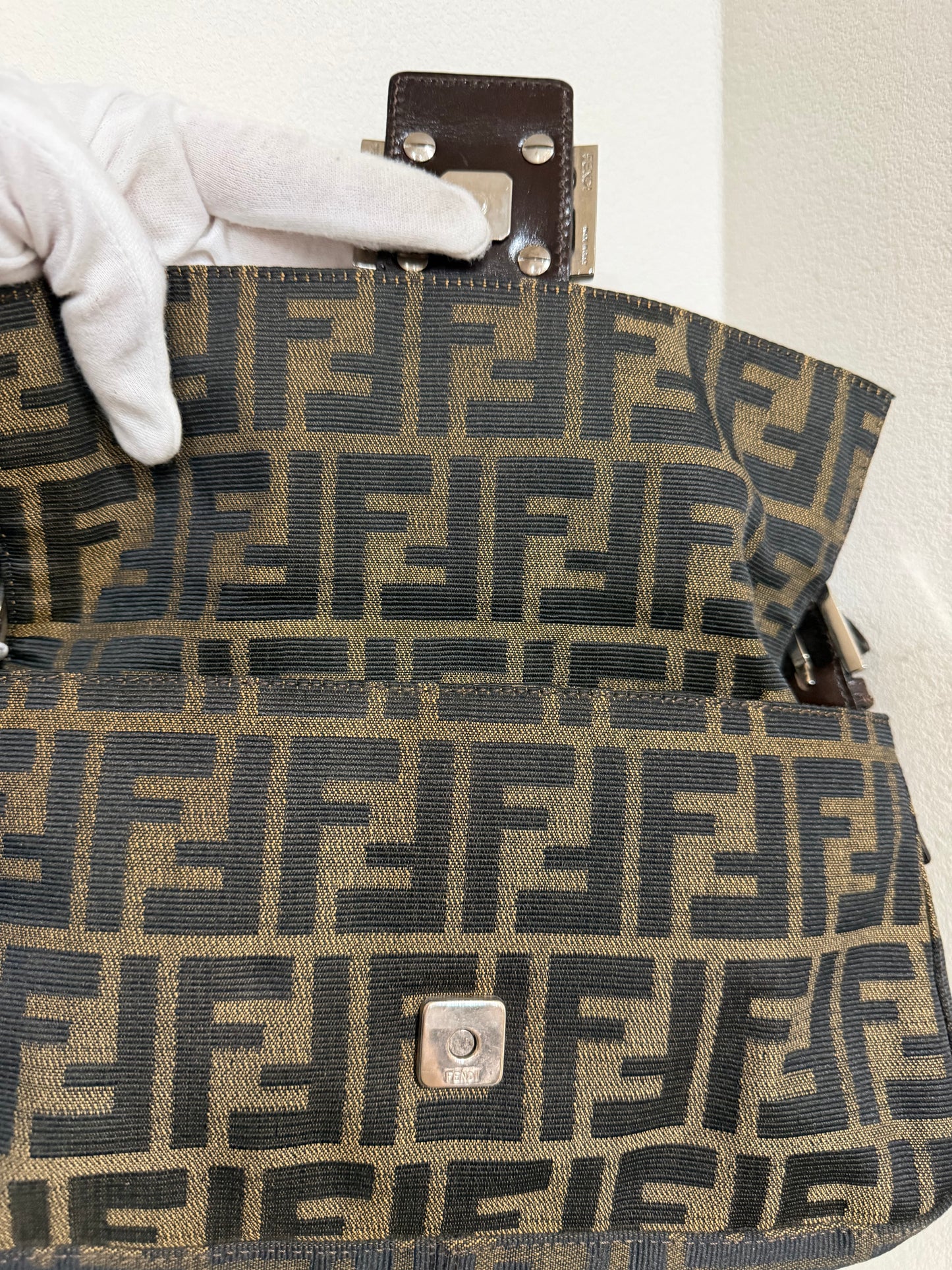 Fendi baguette
