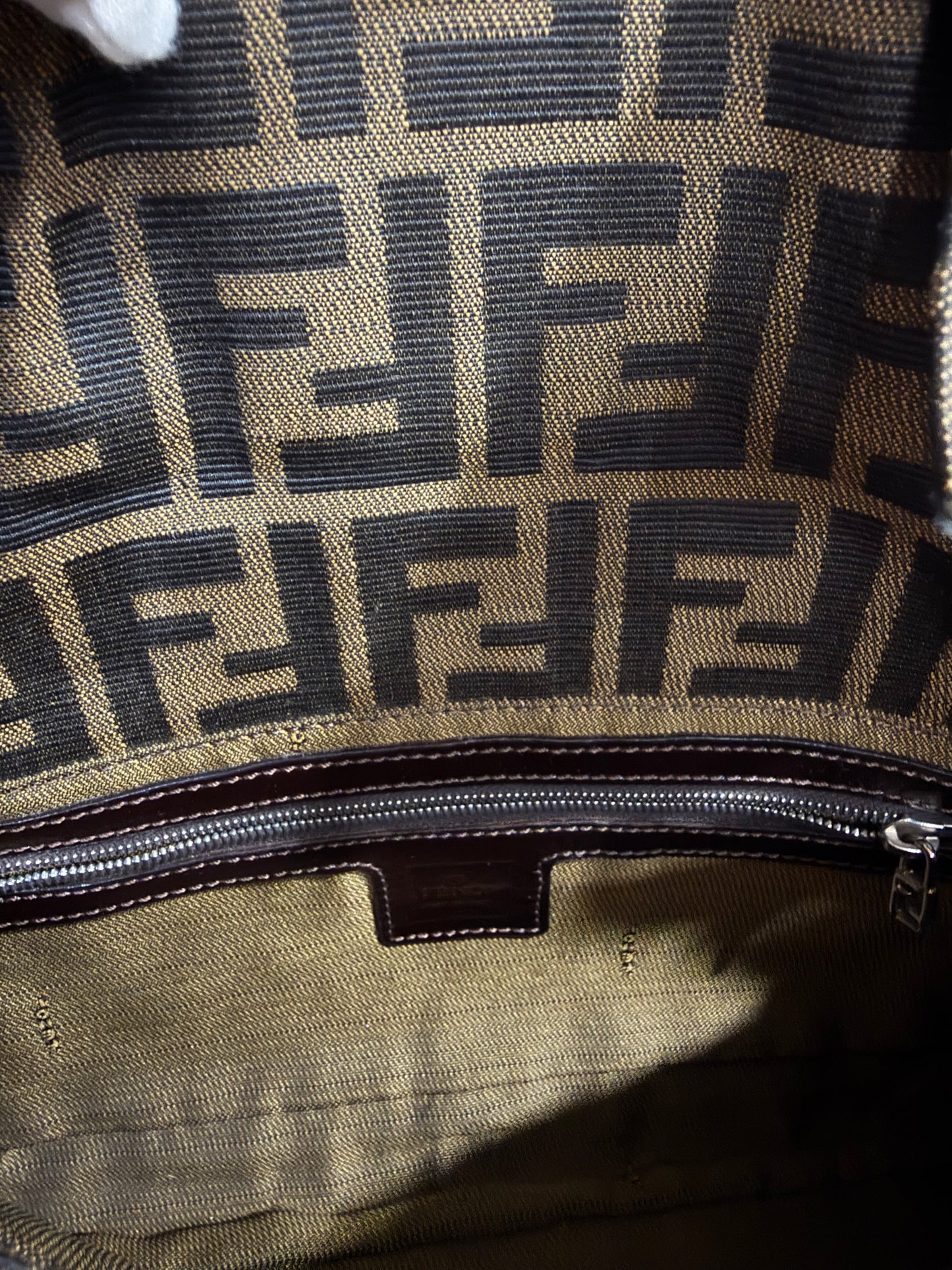Fendi baguette