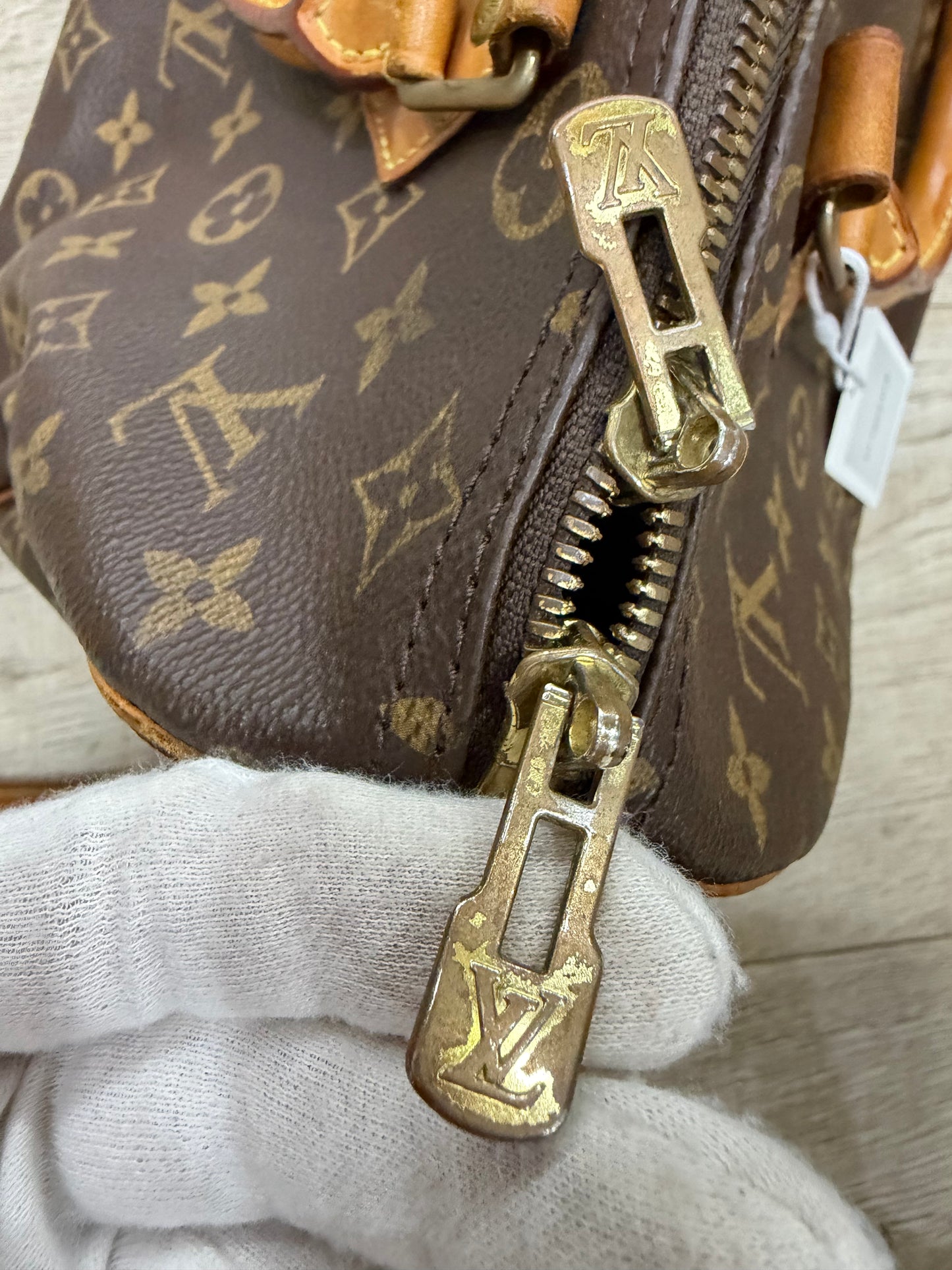 Louis Vuitton speedy 30