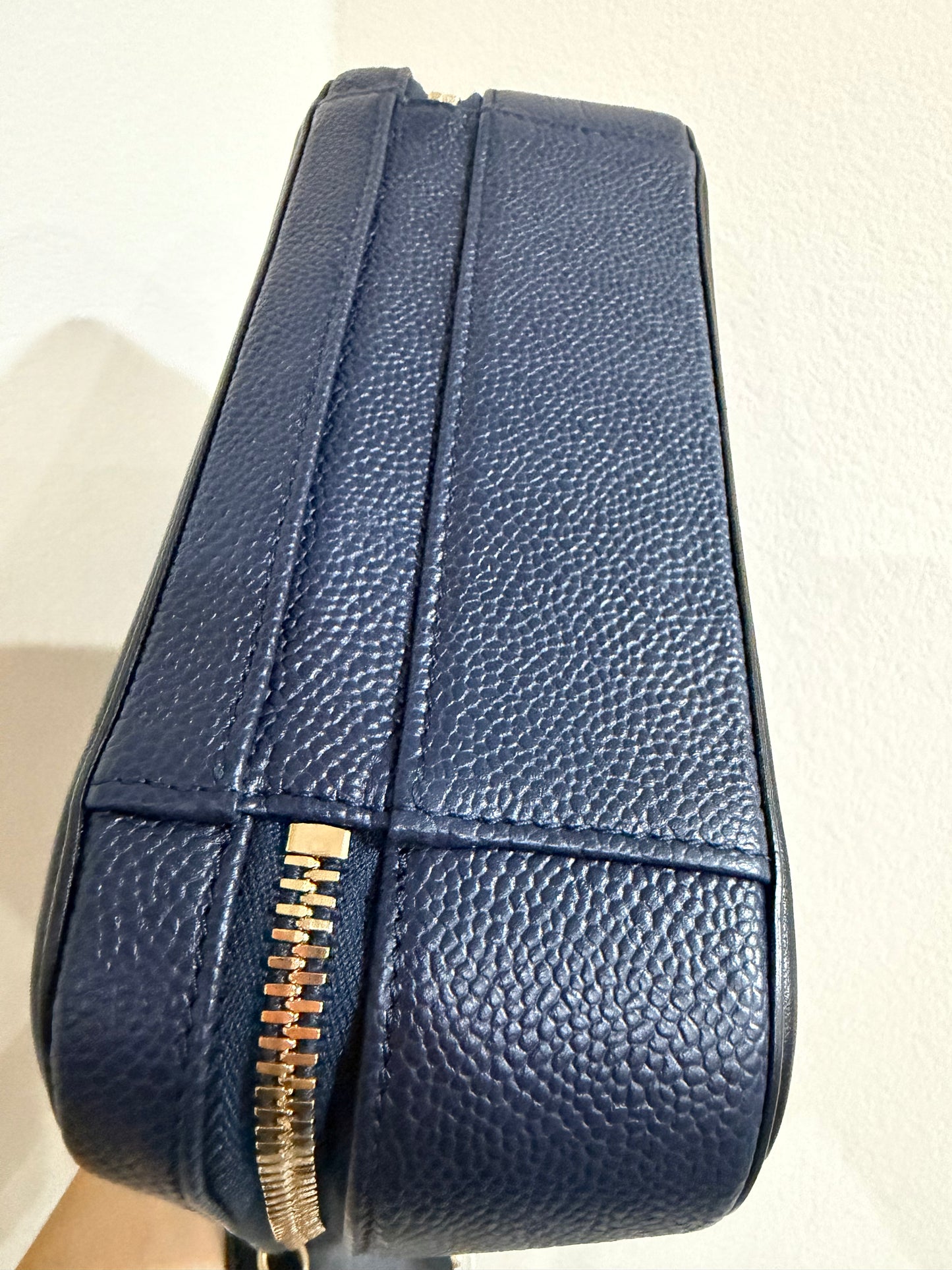 CHANEL CC Filigree Vanity Case Quilted Caviar Medium