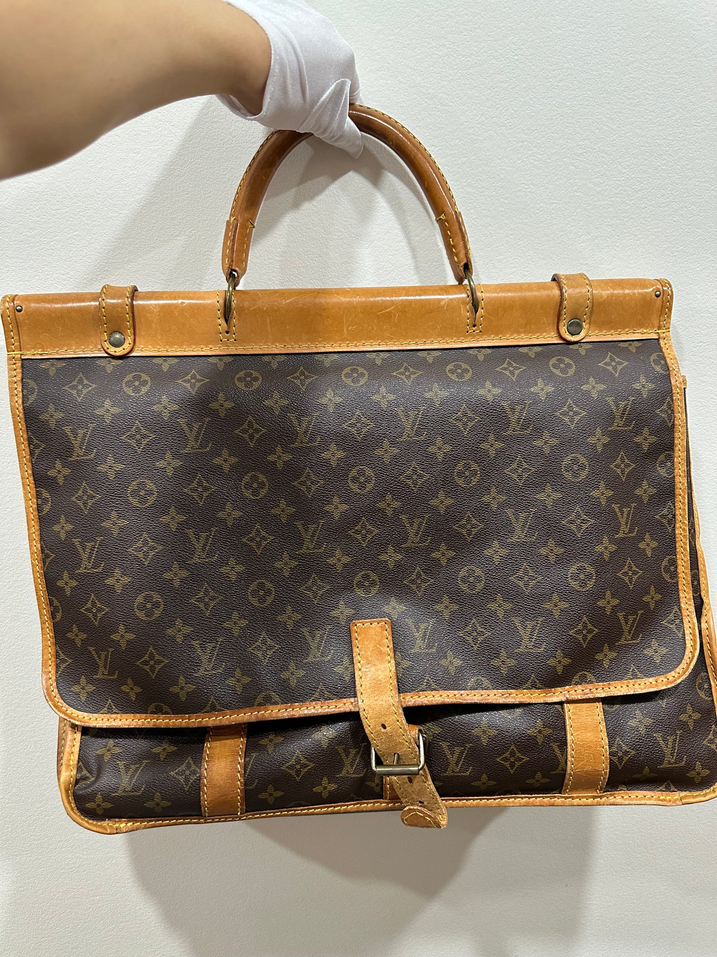 Louis Vuitton 1988’s Gibier Hunting bag