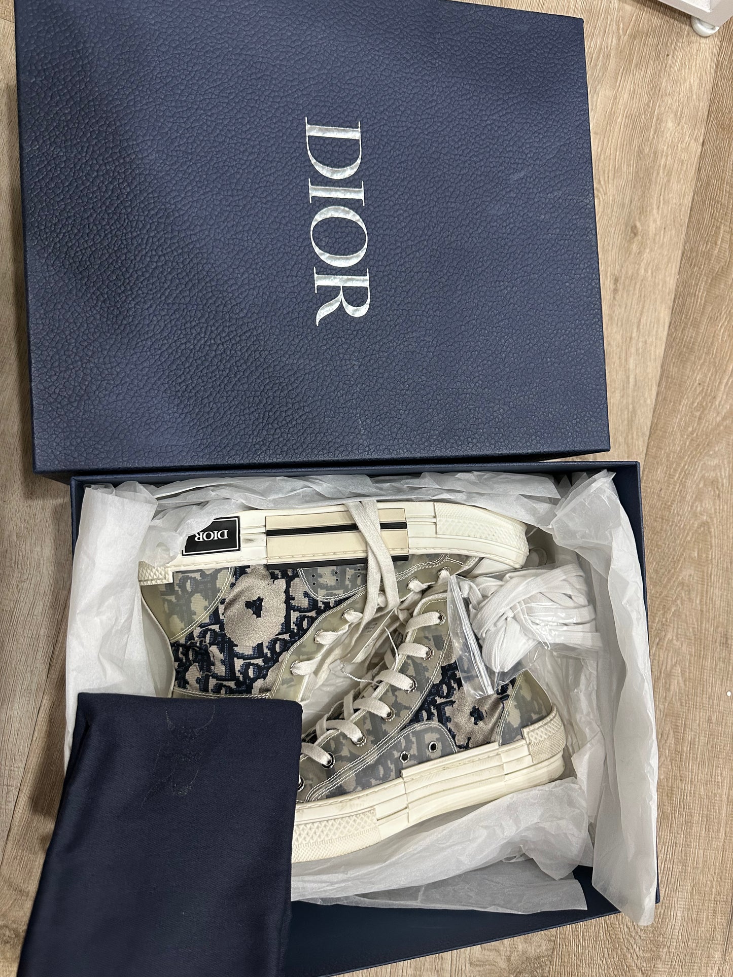 Christian Dior sneaker size39