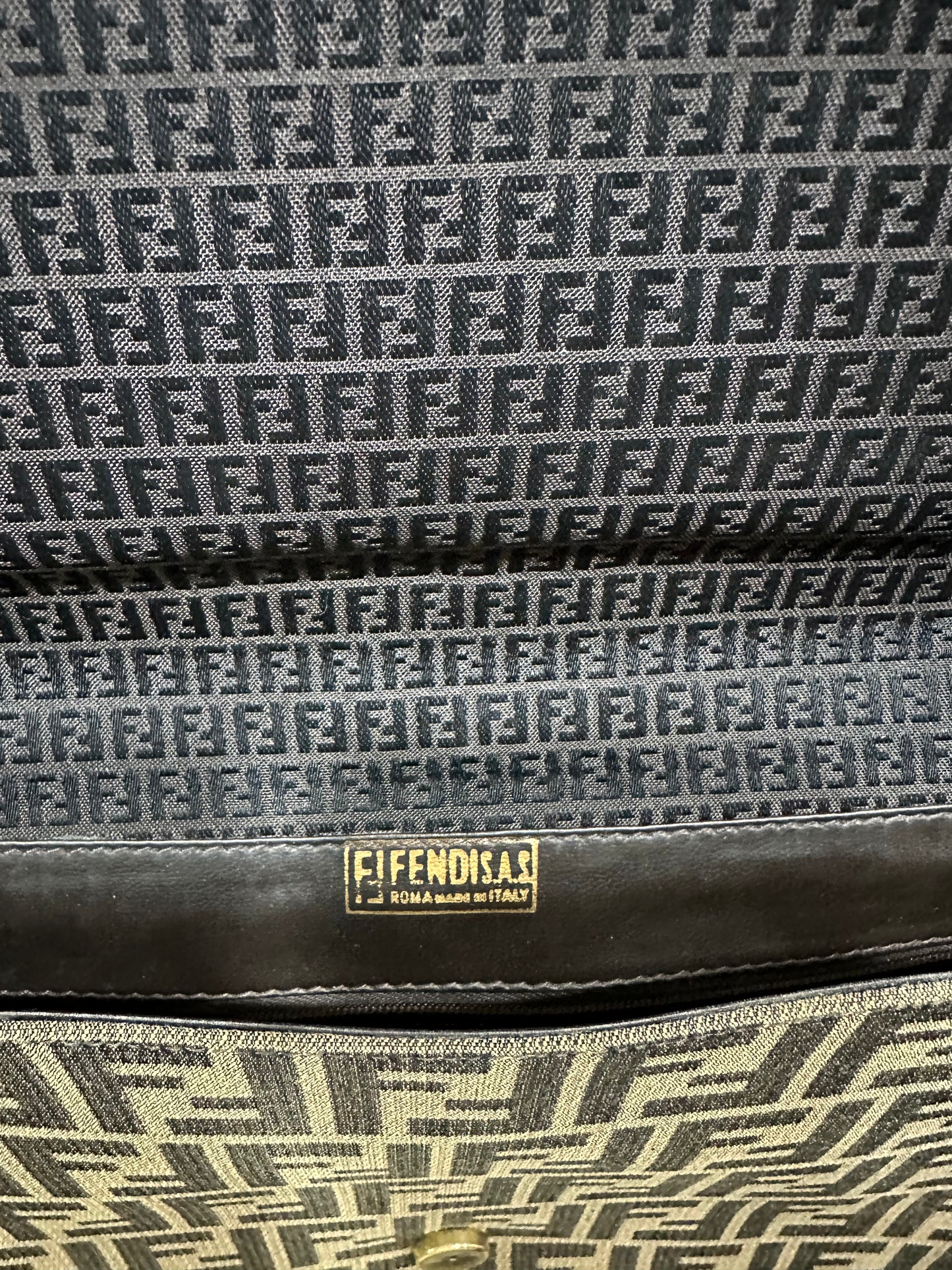 Fendi vintage shoulder bag