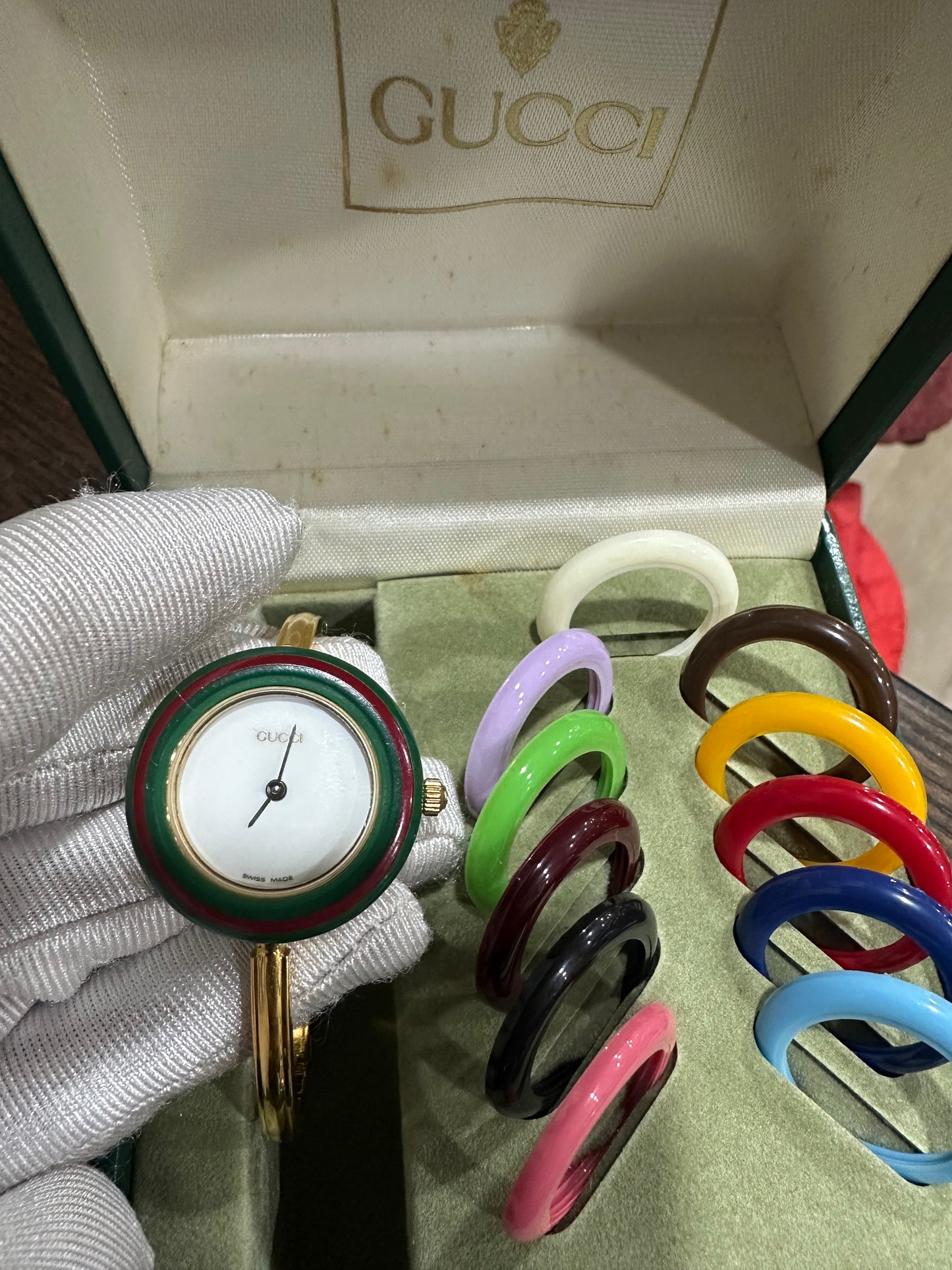 GUCCI Change Bezel Watch 11/12.2