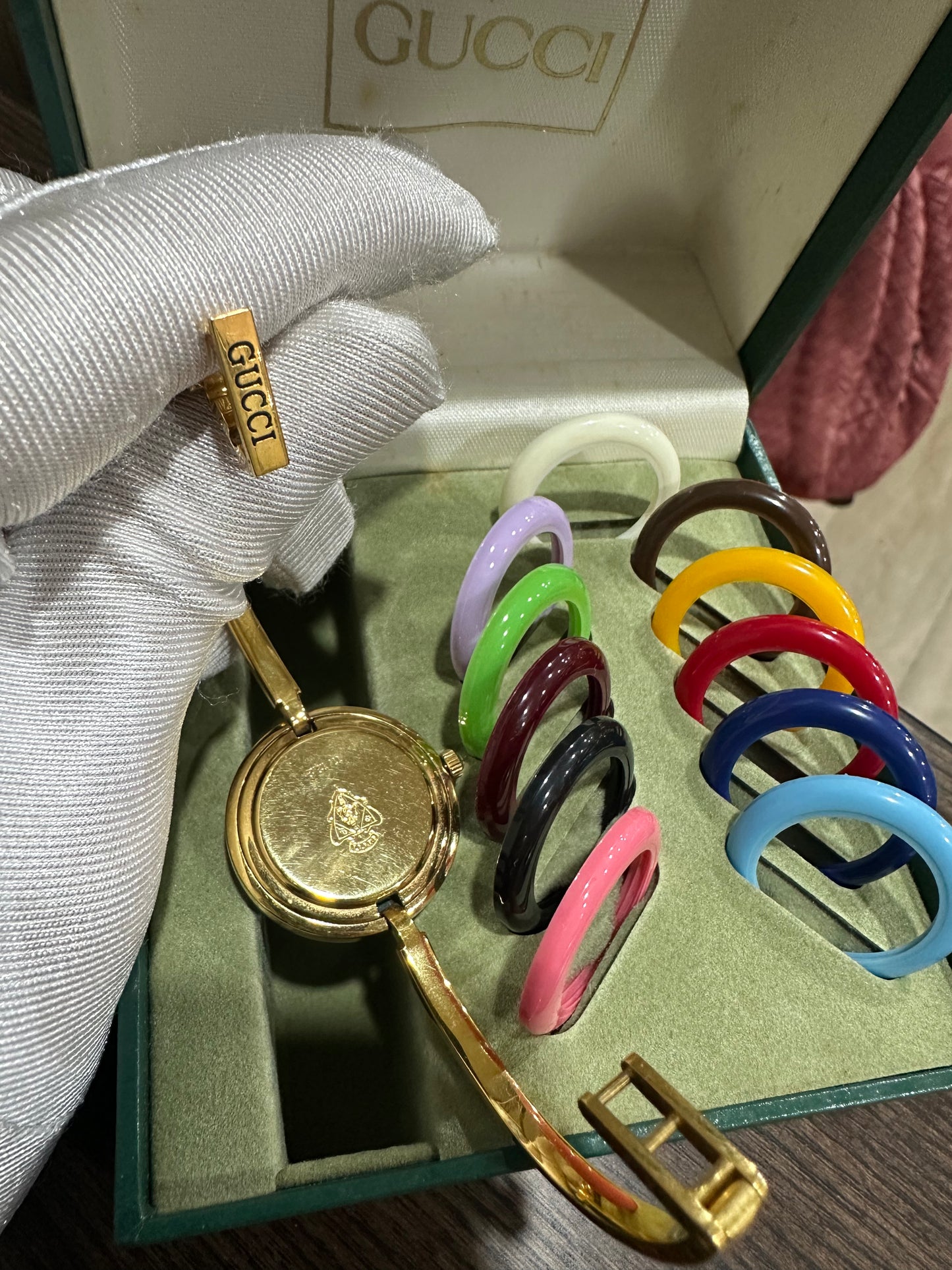 GUCCI Change Bezel Watch 11/12.2