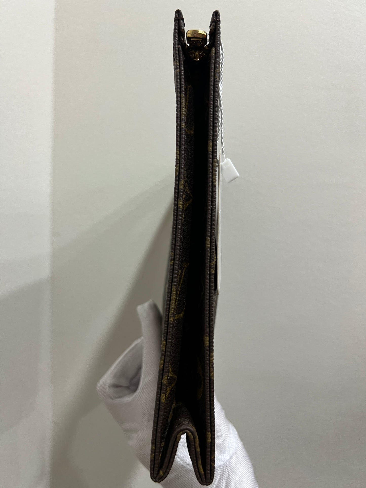 LOUIS VUITTON Toiletry Pouch/Clutch