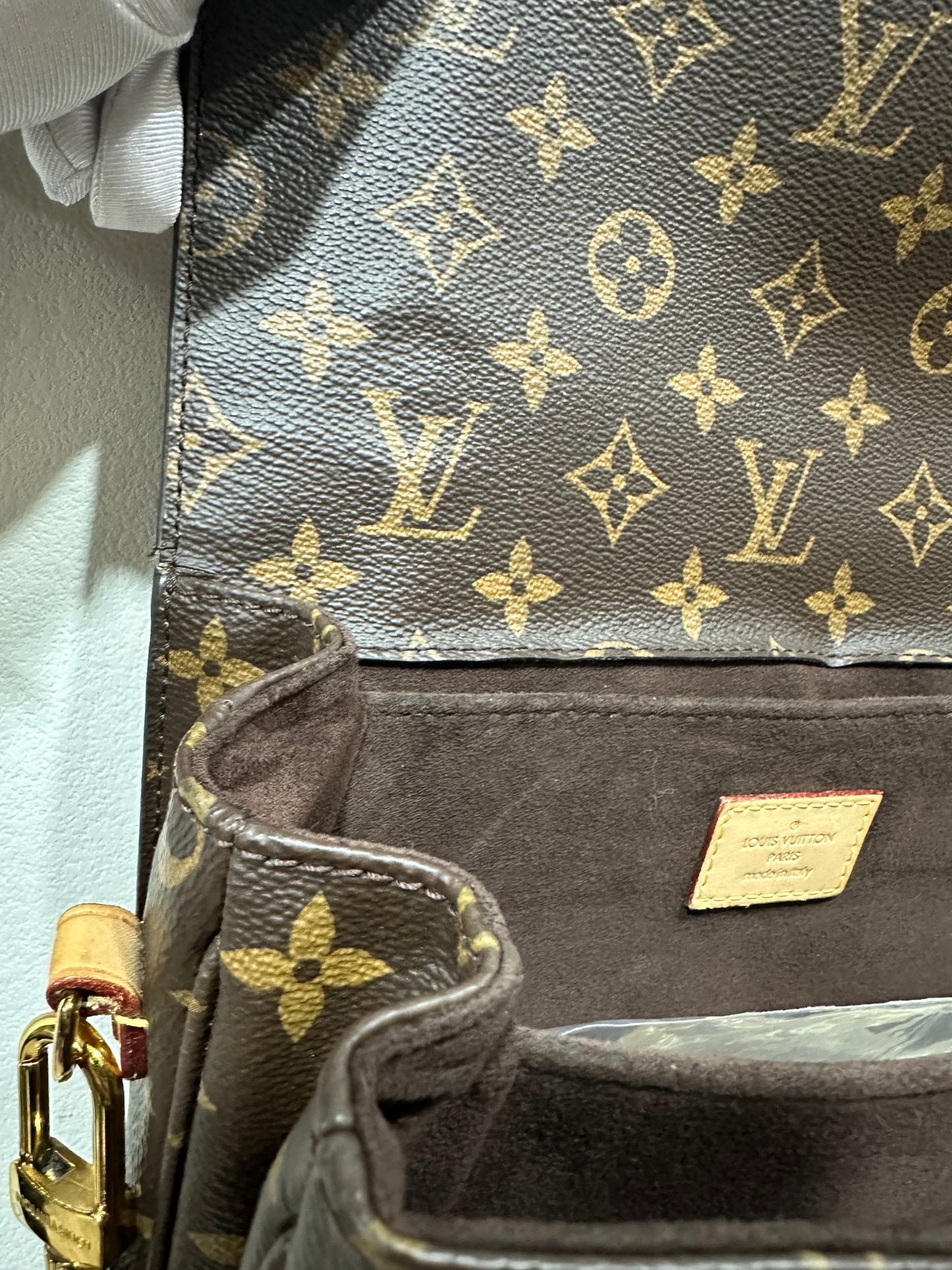 Louis Vuitton Pochette Métis