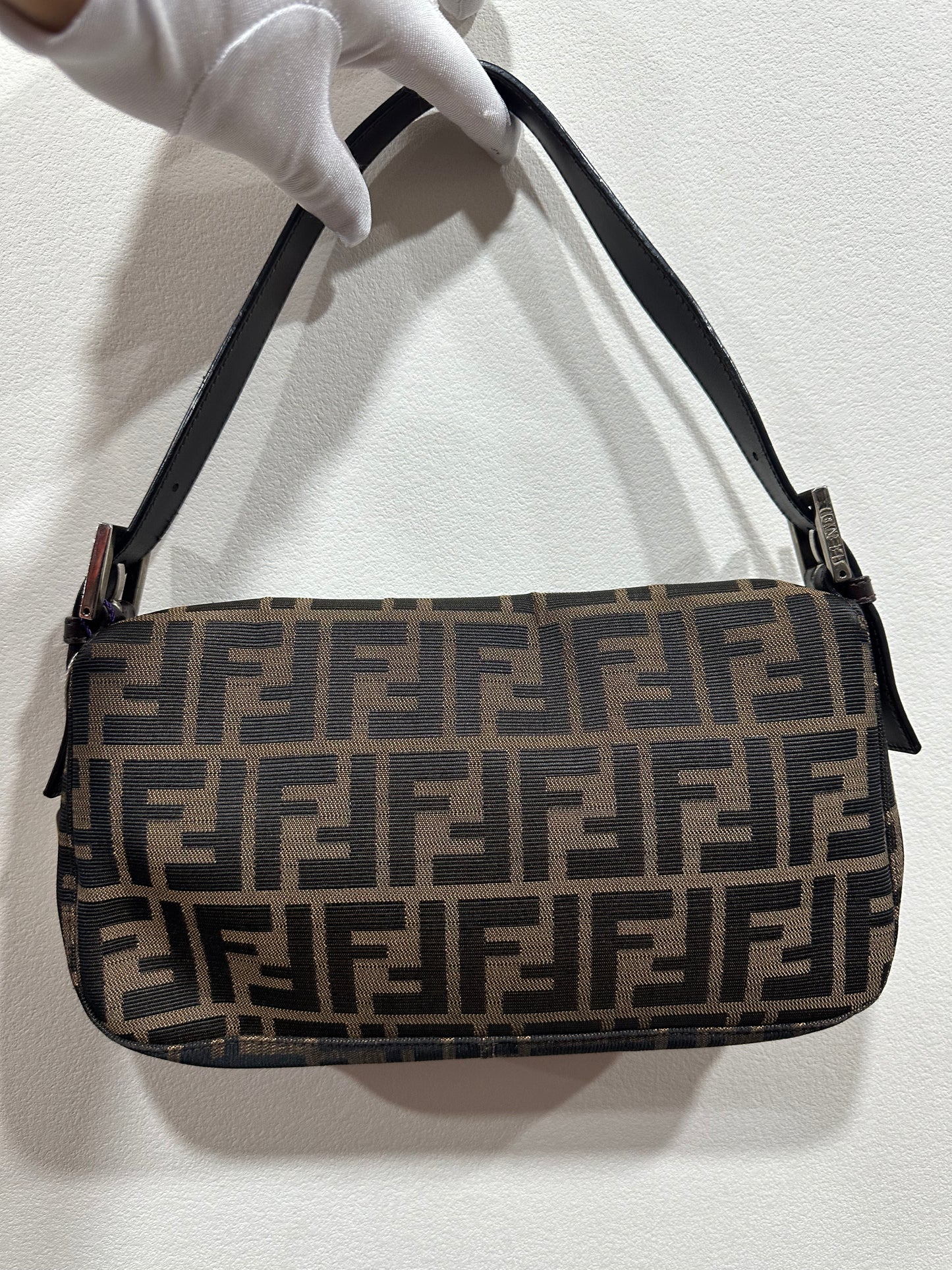 Fendi baguette