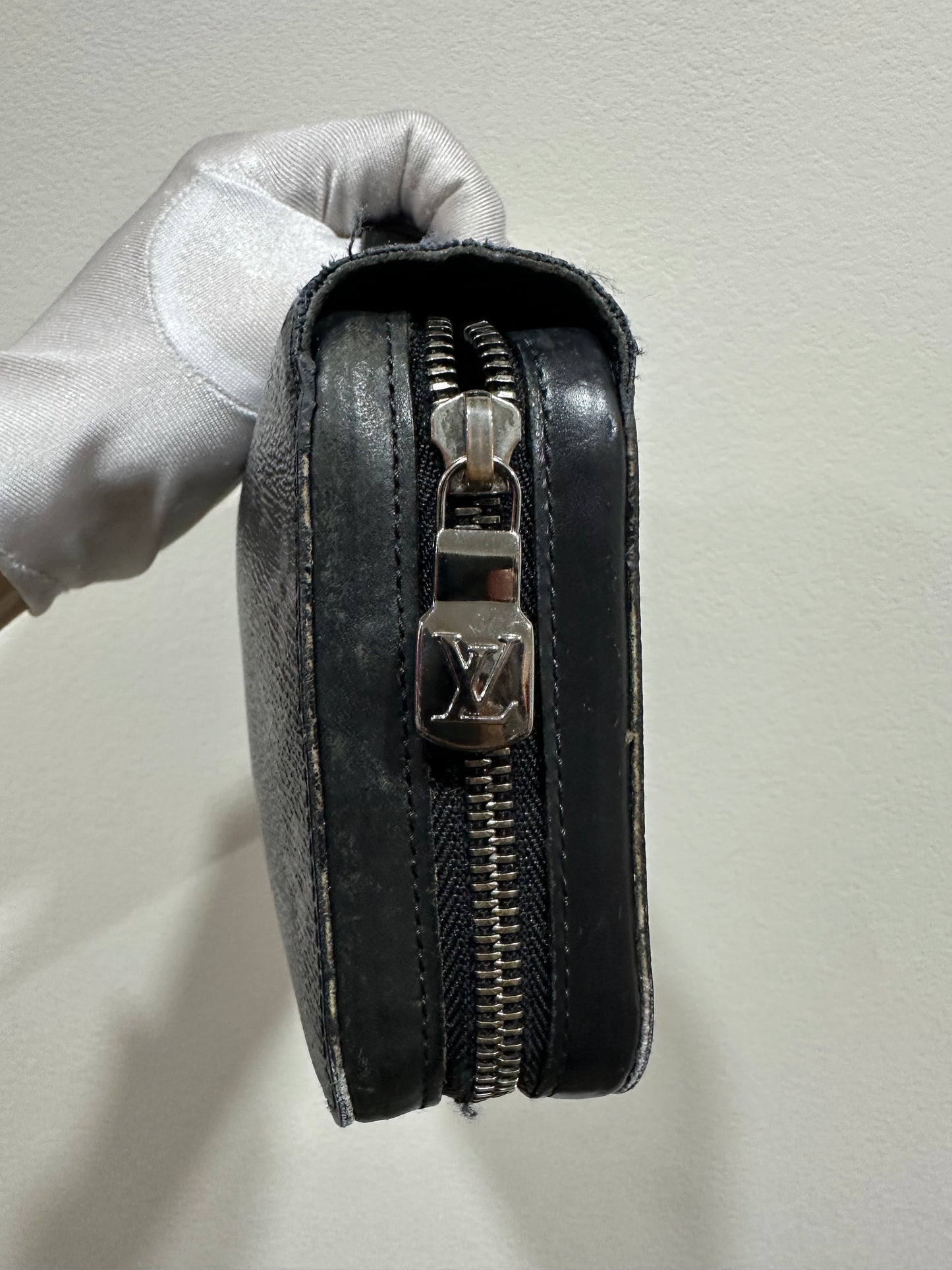 Louis Vuitton wallet men’s