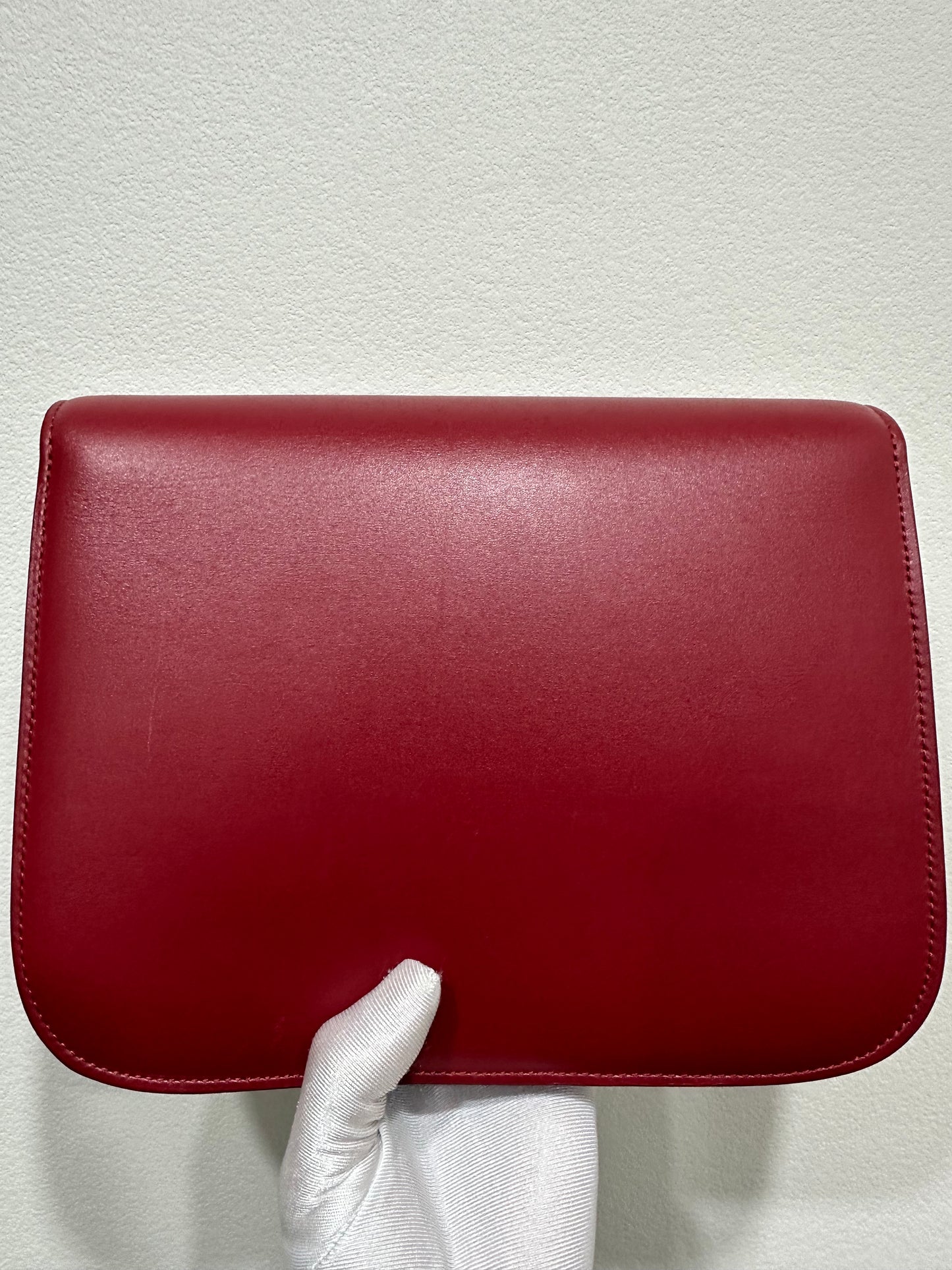 Celine Classic Box M size